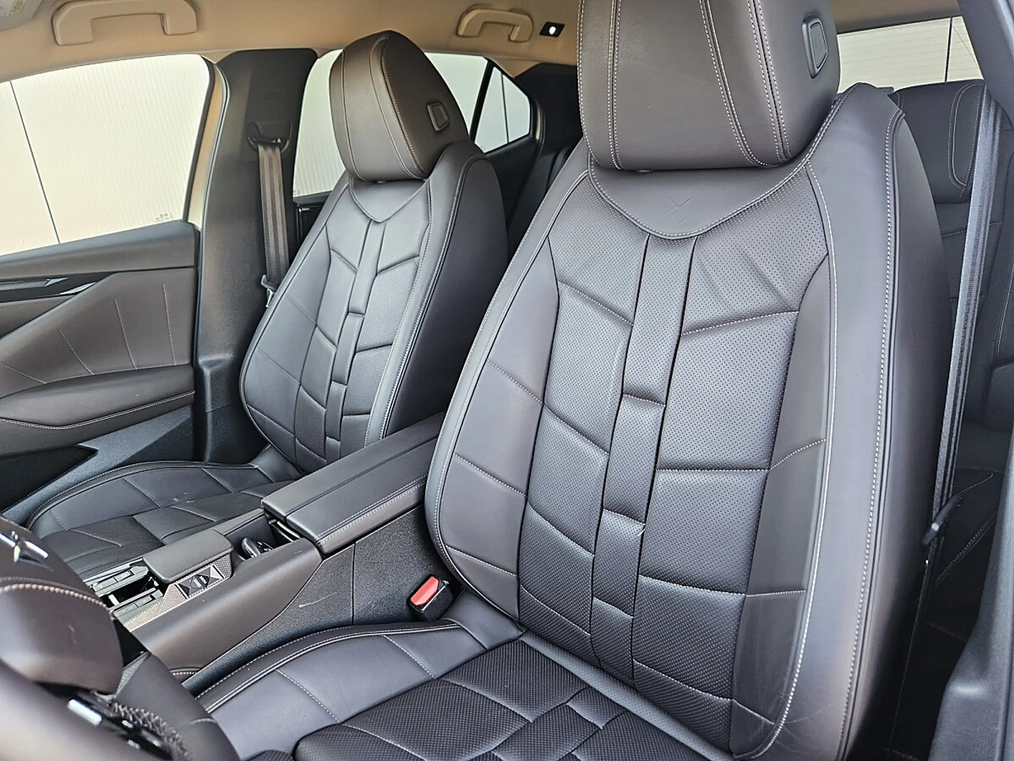 DS Automobiles DS 4 a 1.5 BlueHDI 130 FAP Étoile Nappa (EURO 6e) — photo 8