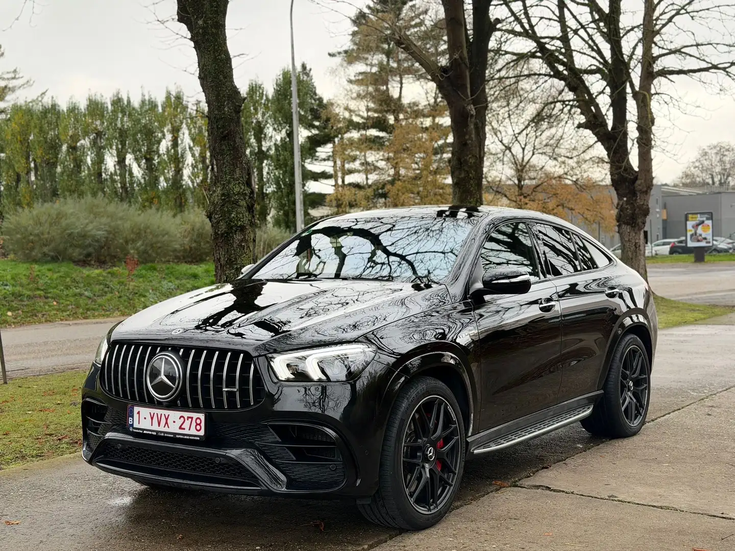 Mercedes-Benz GLE 63 AMG Coupé S 4-Matic+/ 100% Full Options Zwart - 1