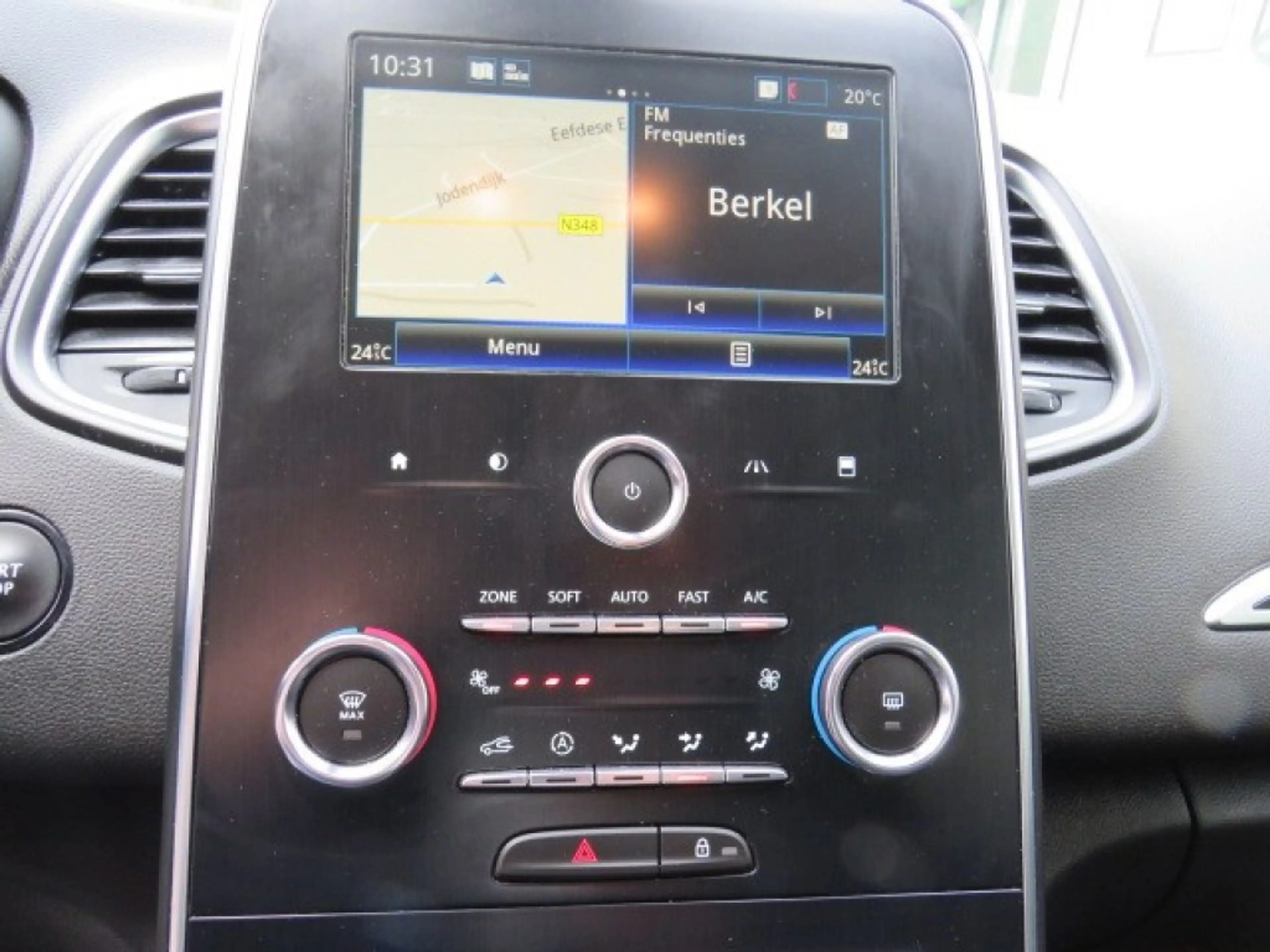 Renault Grand Scenic 1.3 TCE LIMITED — photo 13