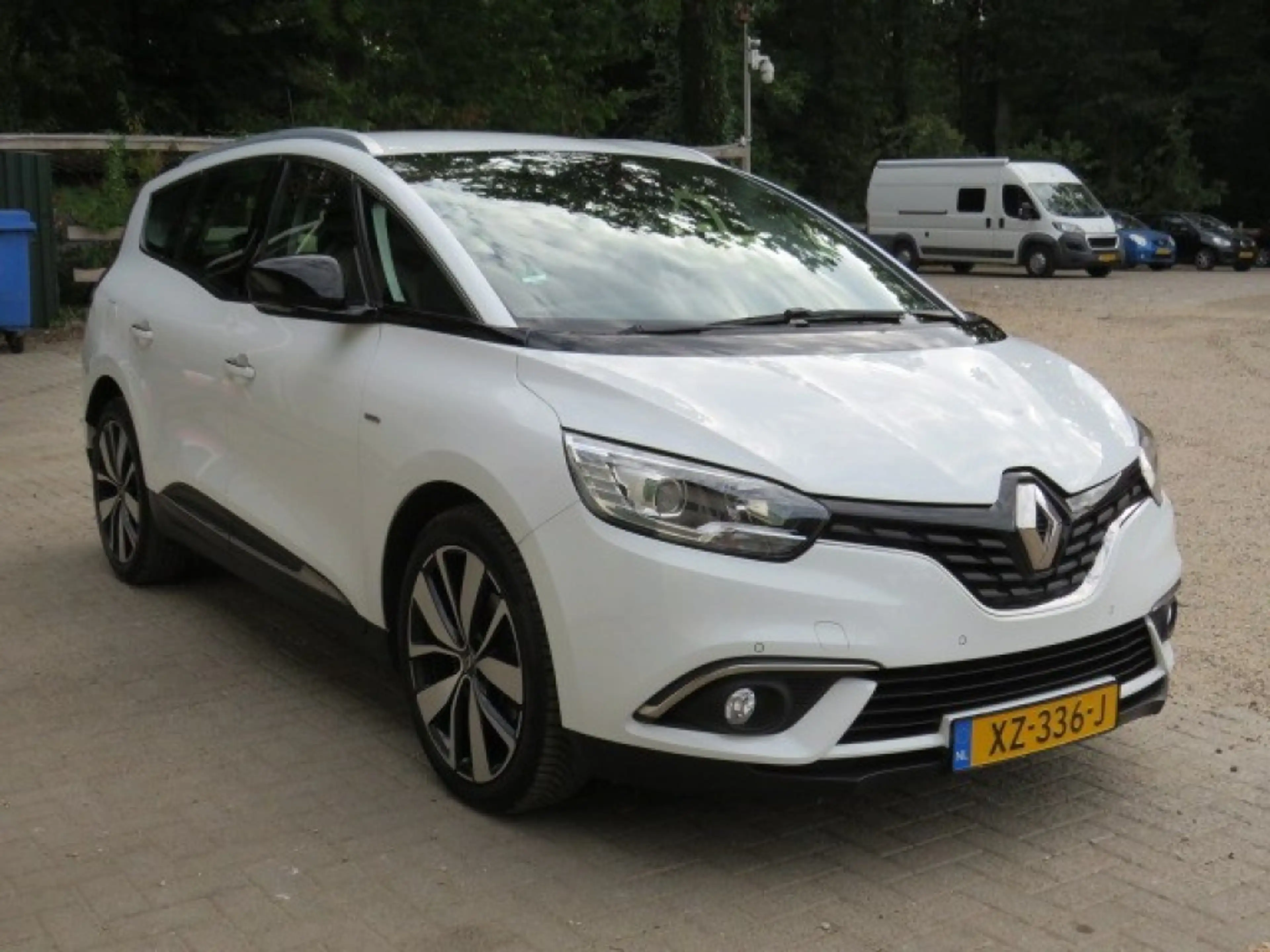 Renault Grand Scenic 1.3 TCE LIMITED — photo 7