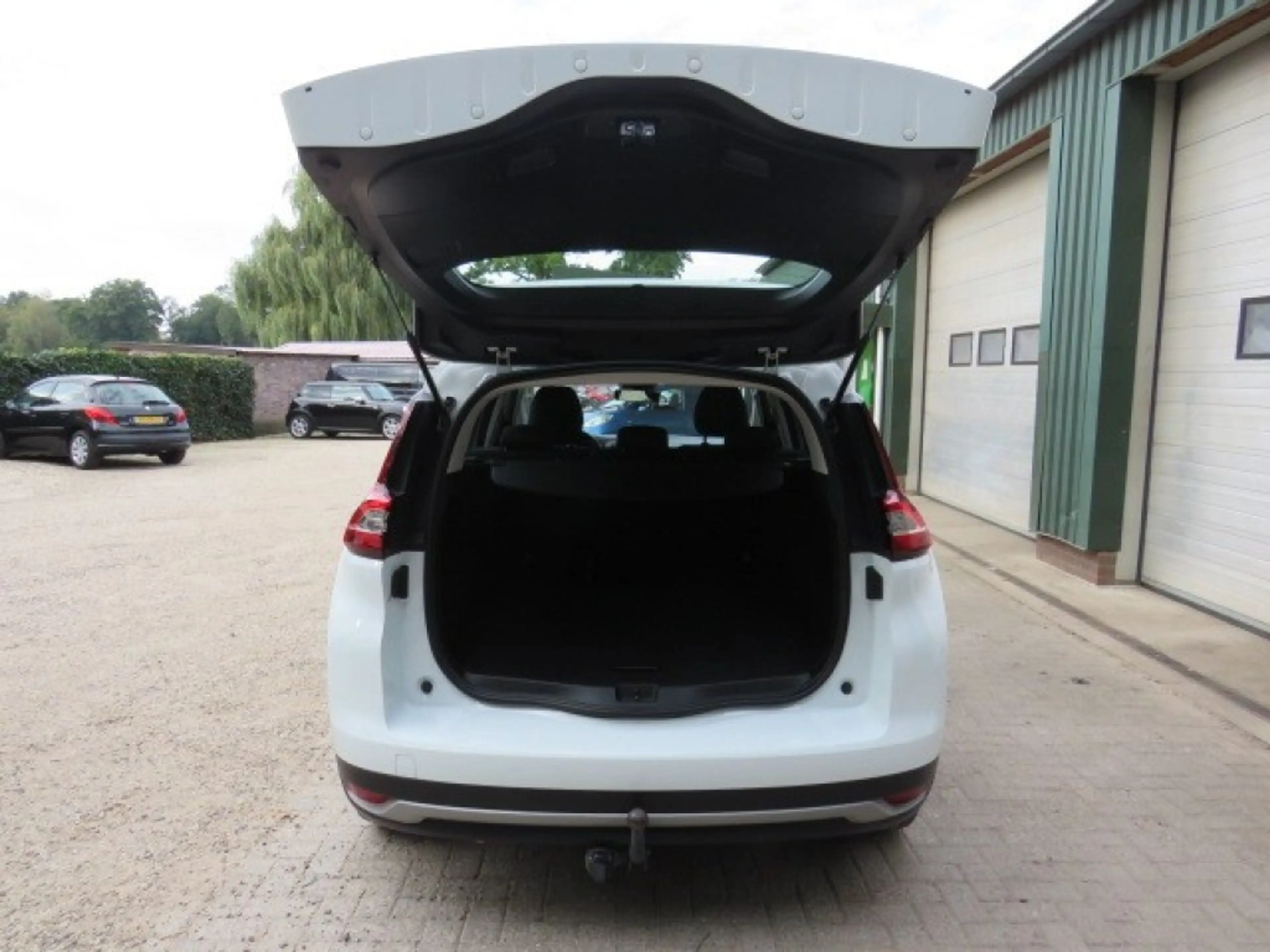 Renault Grand Scenic 1.3 TCE LIMITED — photo 19