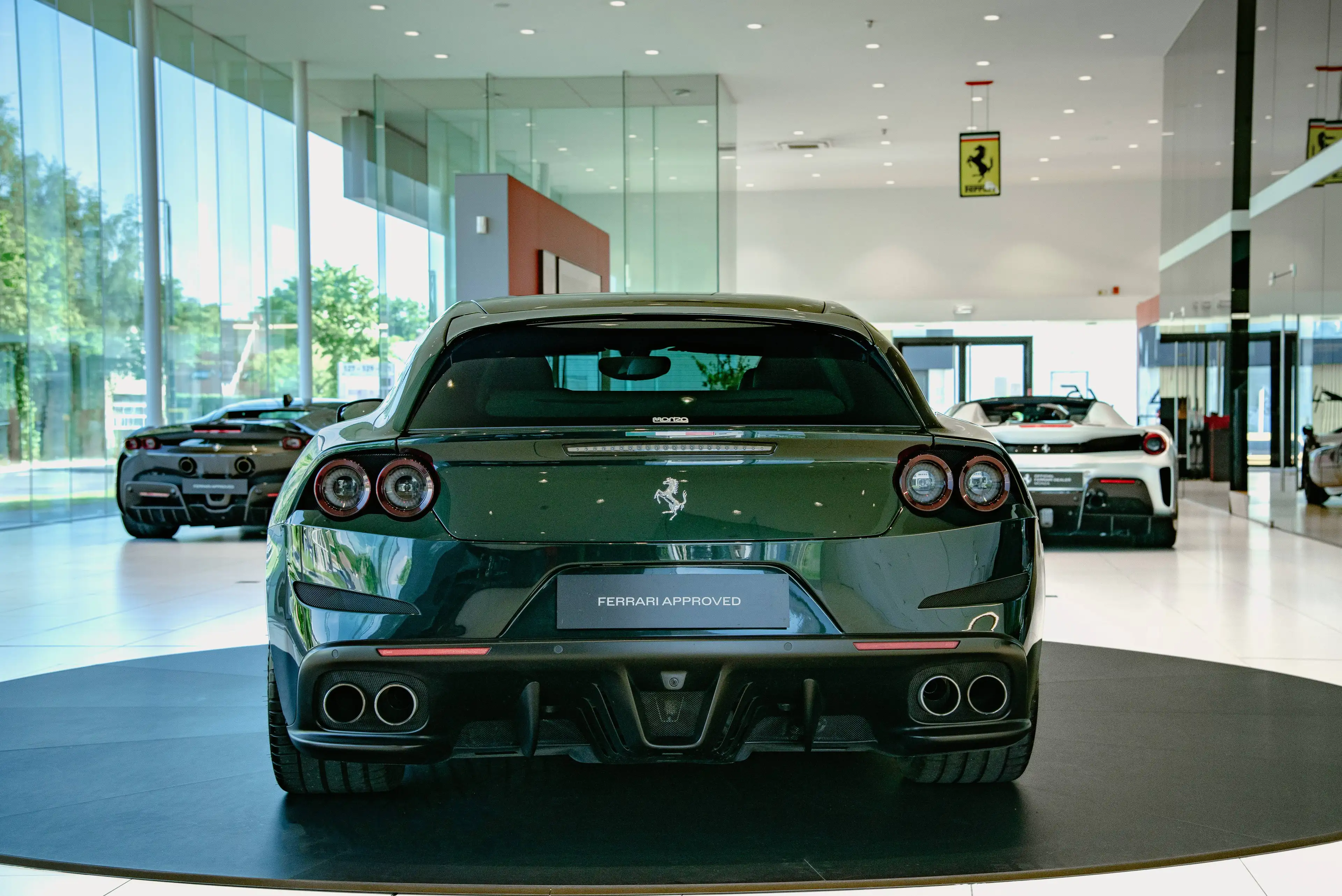 Ferrari GTC4 Lusso V12 | Verde Zeltweg | Atelier Car — photo 5