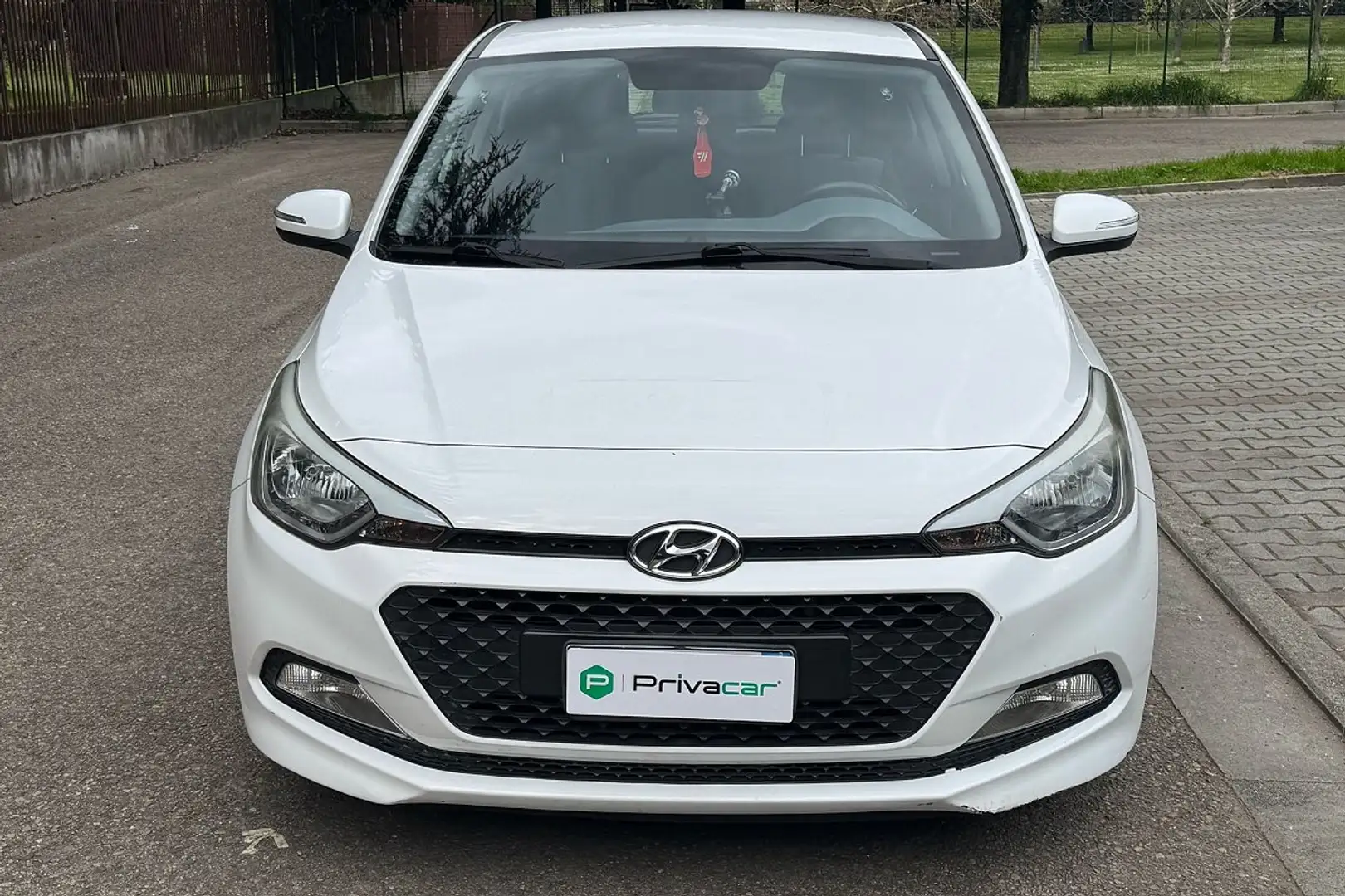 Hyundai i20 i20 1.1 CRDi 12V 5 porte Classic Blanc - 2
