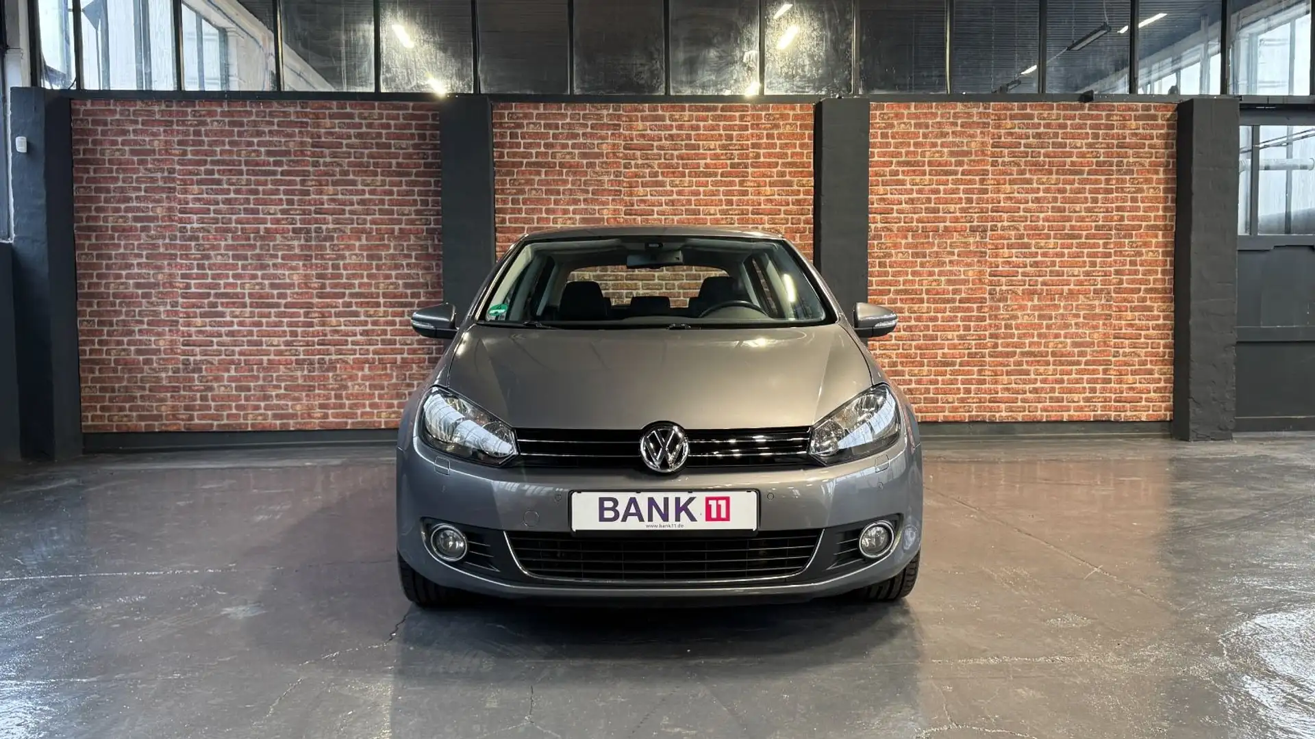 Volkswagen Golf 1.4 TSI Highline SITZHEIZUNG*PDC*TEMPOMAT Grau - 2