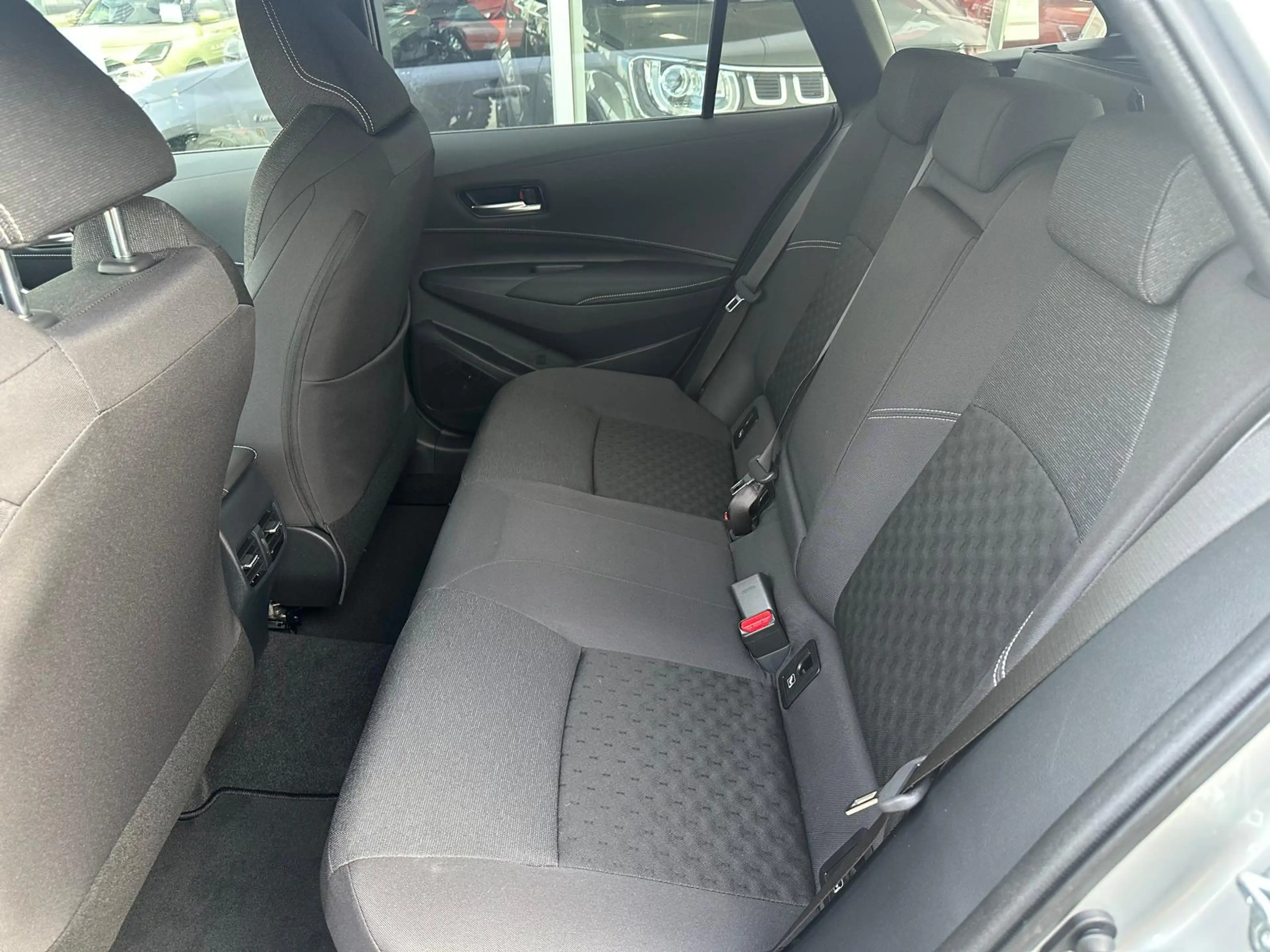 Suzuki Swace 1.8 Hybrid Comfort+ 1.8 CVT Hybrid — photo 13