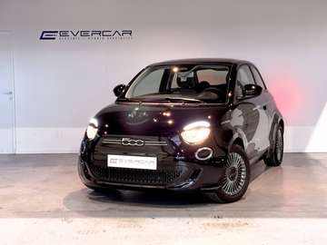 ICON 42 kWh **CARPLAY*PANO*DAB**
