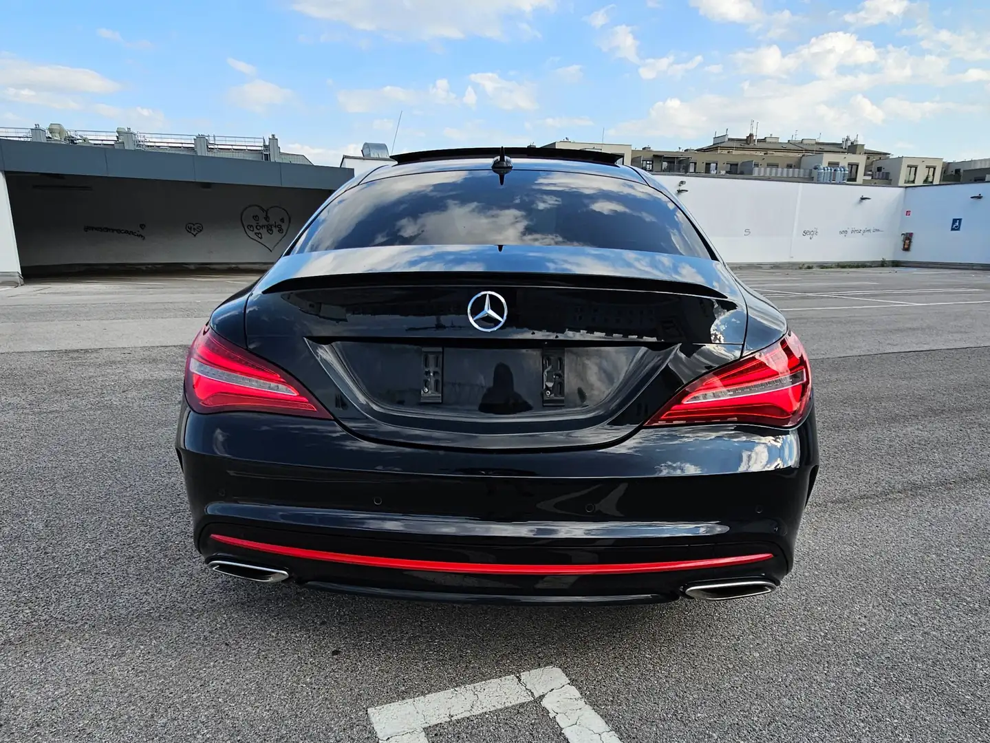 Mercedes-Benz CLA 250 AMG Sport Aut. Schwarz - 2