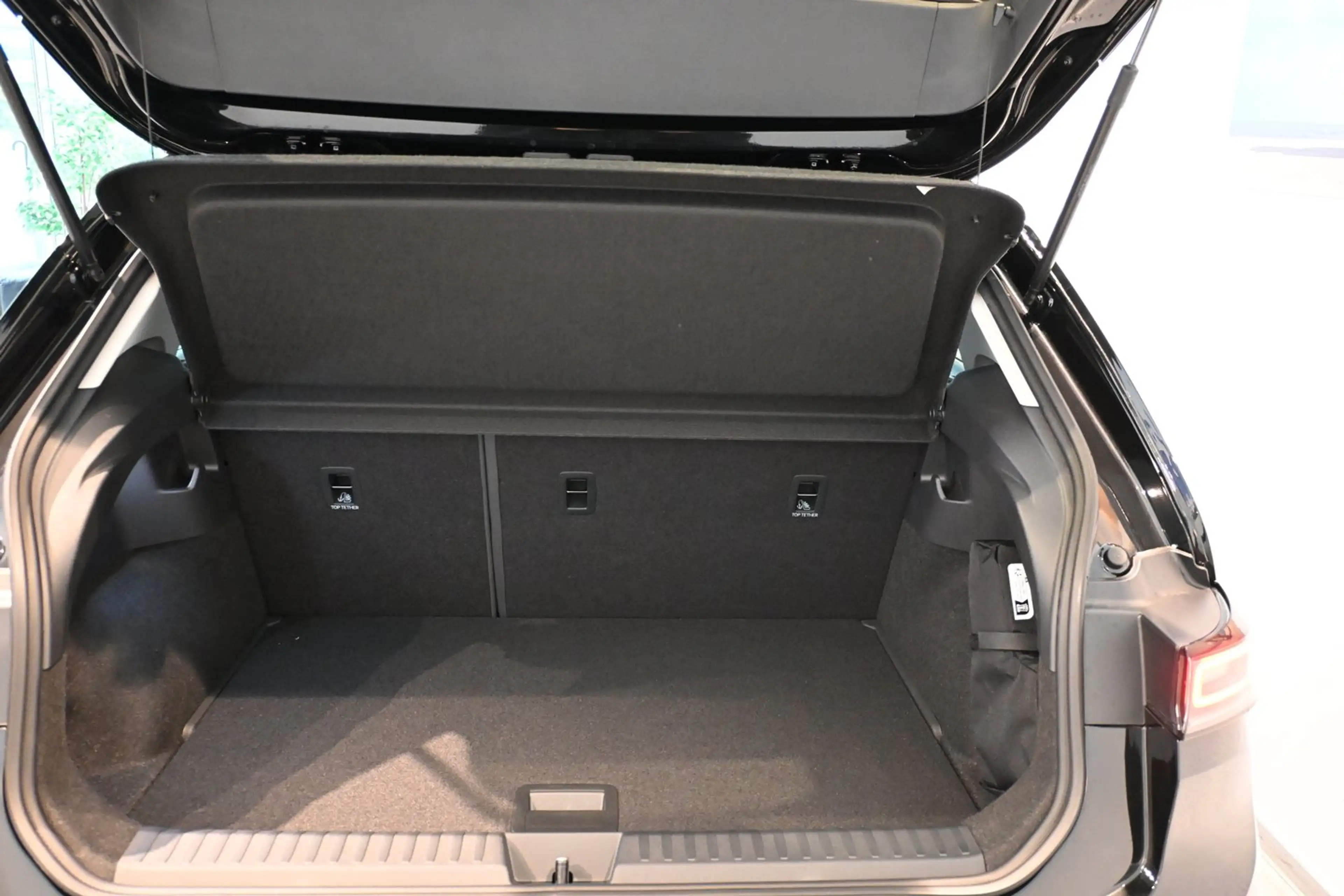 Volkswagen ID. Polo VW ID. Polo Life Edition 155 kW - 52 kWh — photo 5