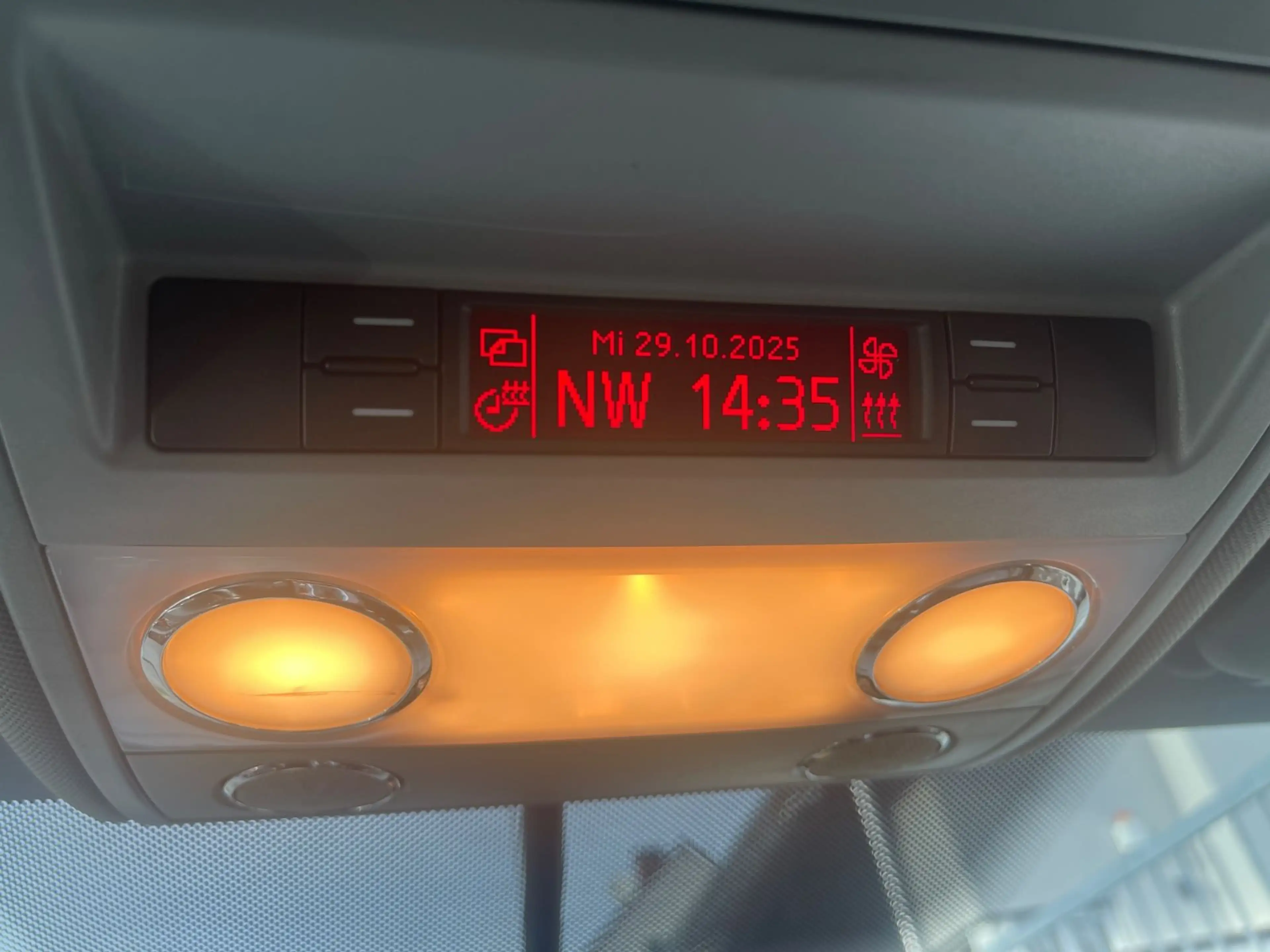 Volkswagen Touareg V6 TDI Navi Standheizung Xenon Leder — photo 12