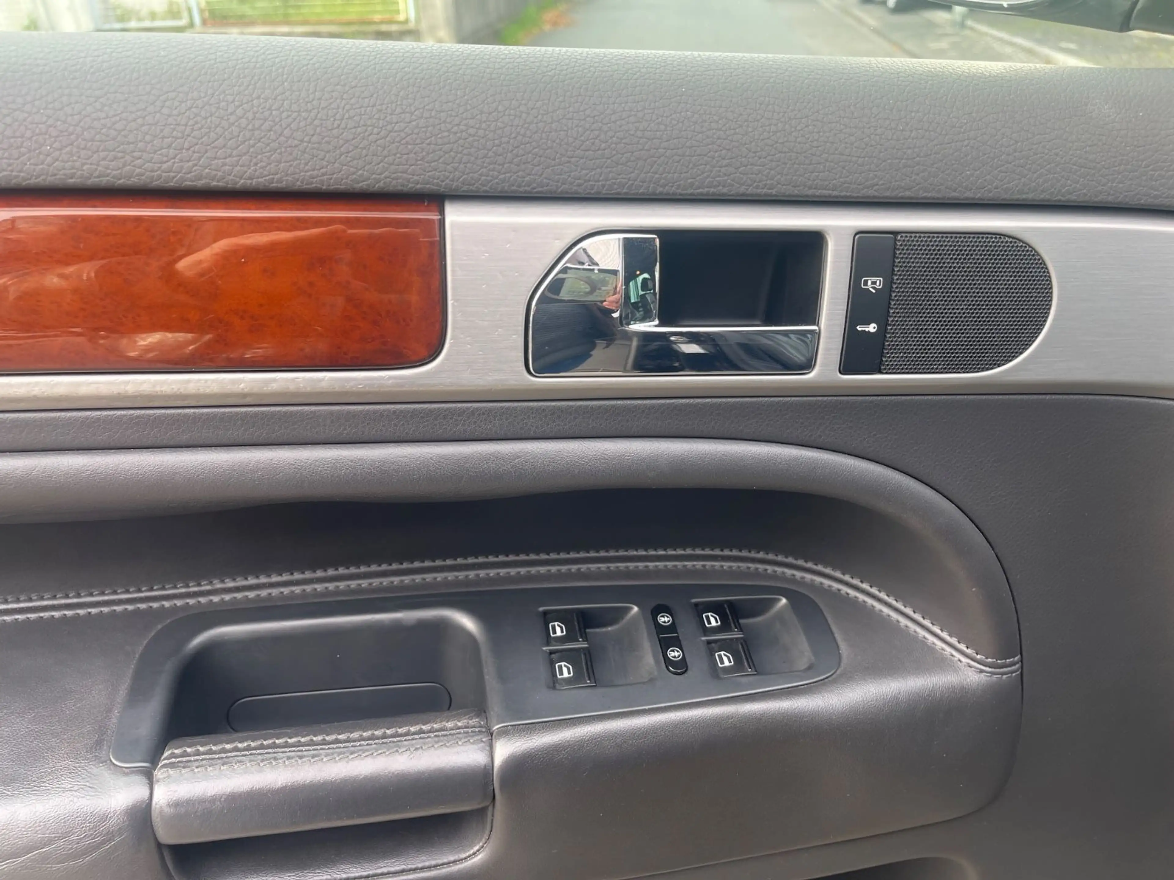 Volkswagen Touareg V6 TDI Navi Standheizung Xenon Leder — photo 14