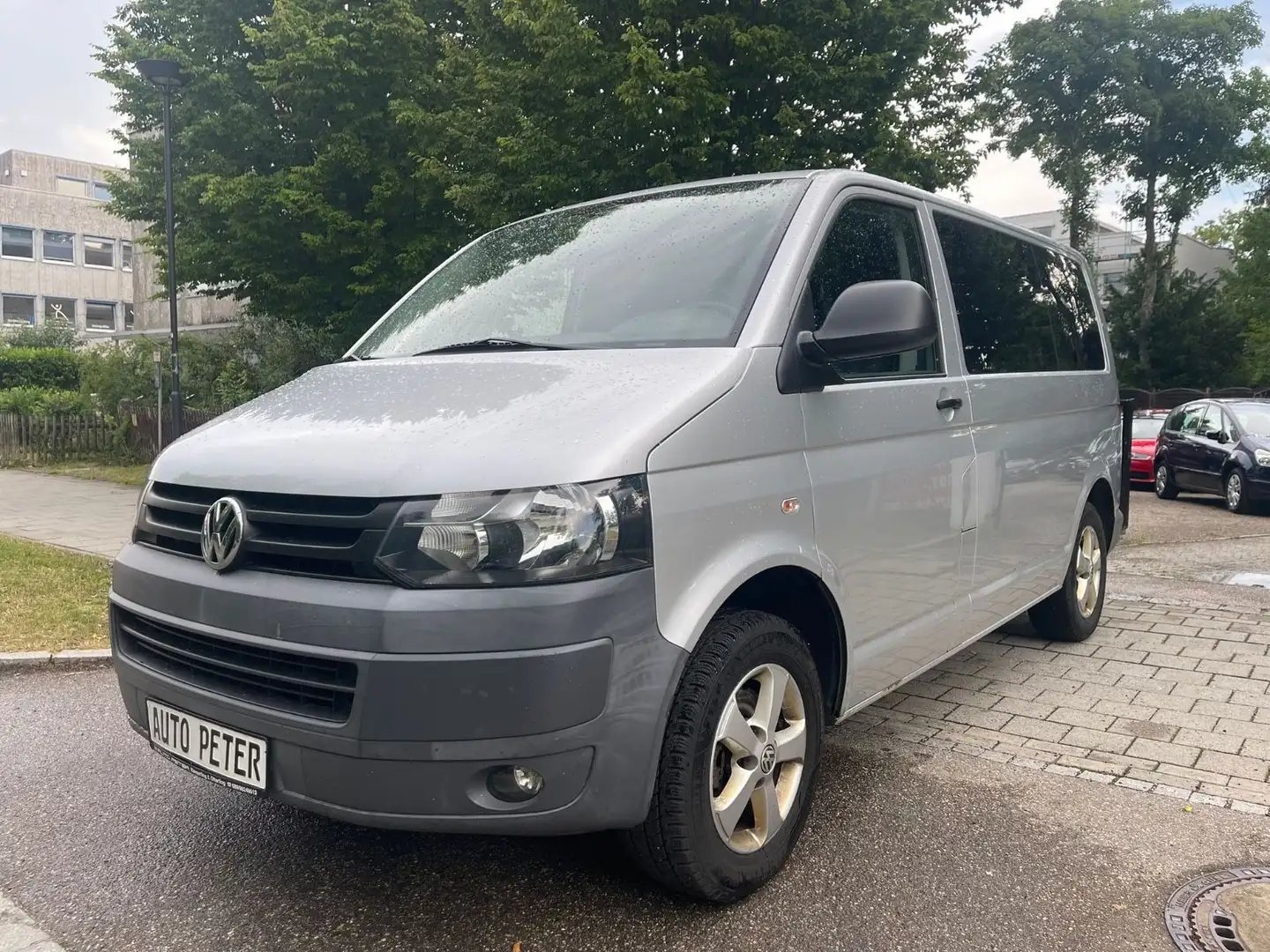 Volkswagen T5 Transporter Kasten-Kombi*TÜV+KD NEU* Silber - 1