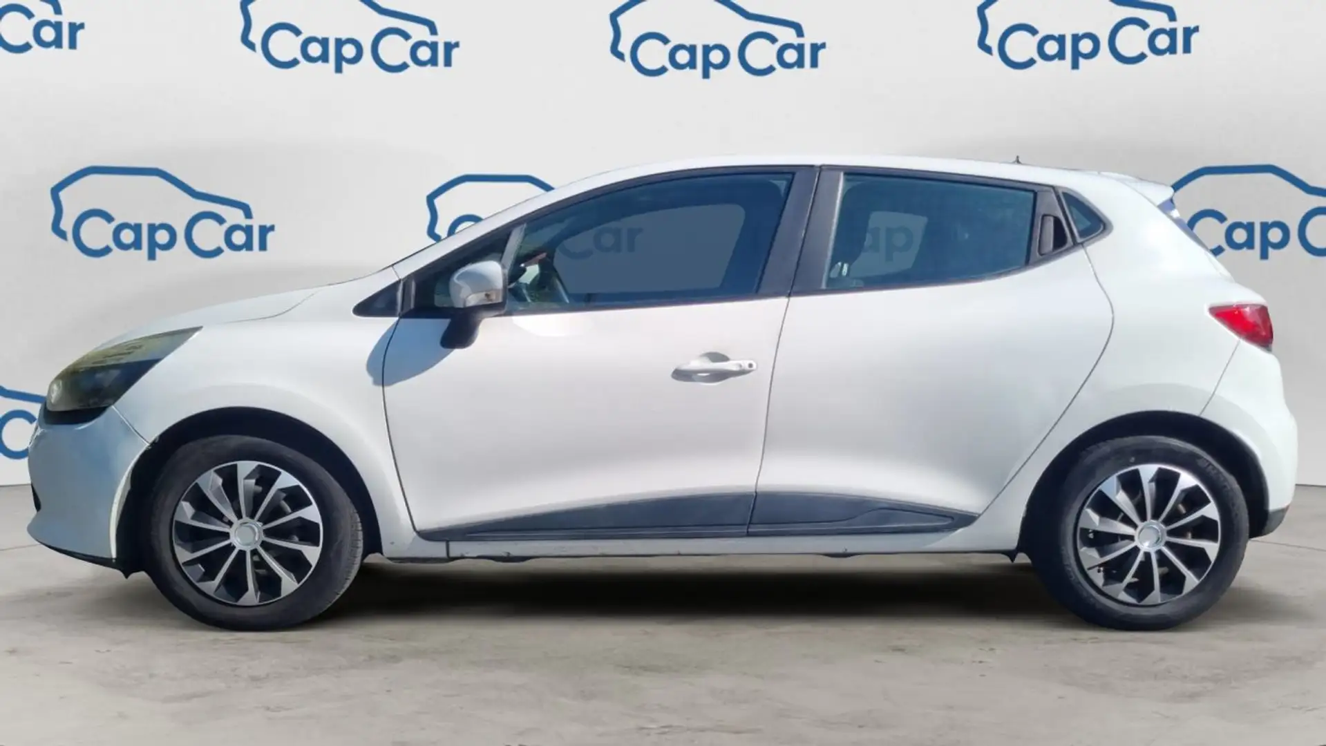 Renault Clio IV 1.5 dCi 90 Air Medianav Blanc - 2