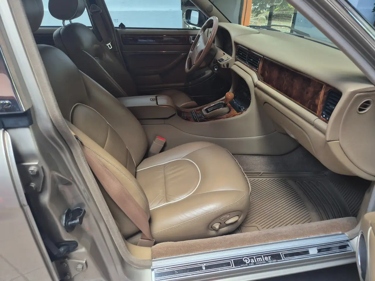 Daimler Double Six, foto 6