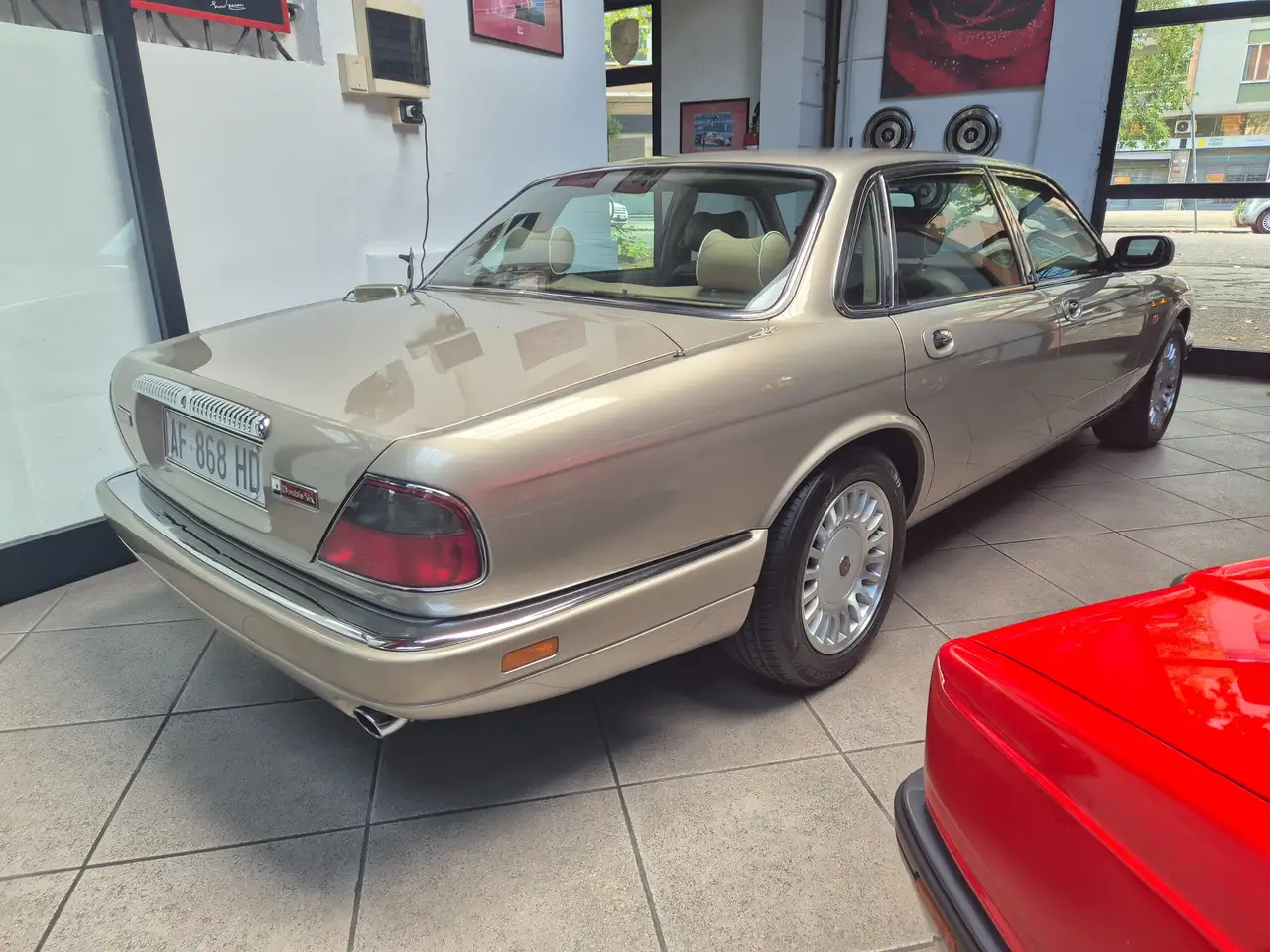 Daimler Double Six, foto 4