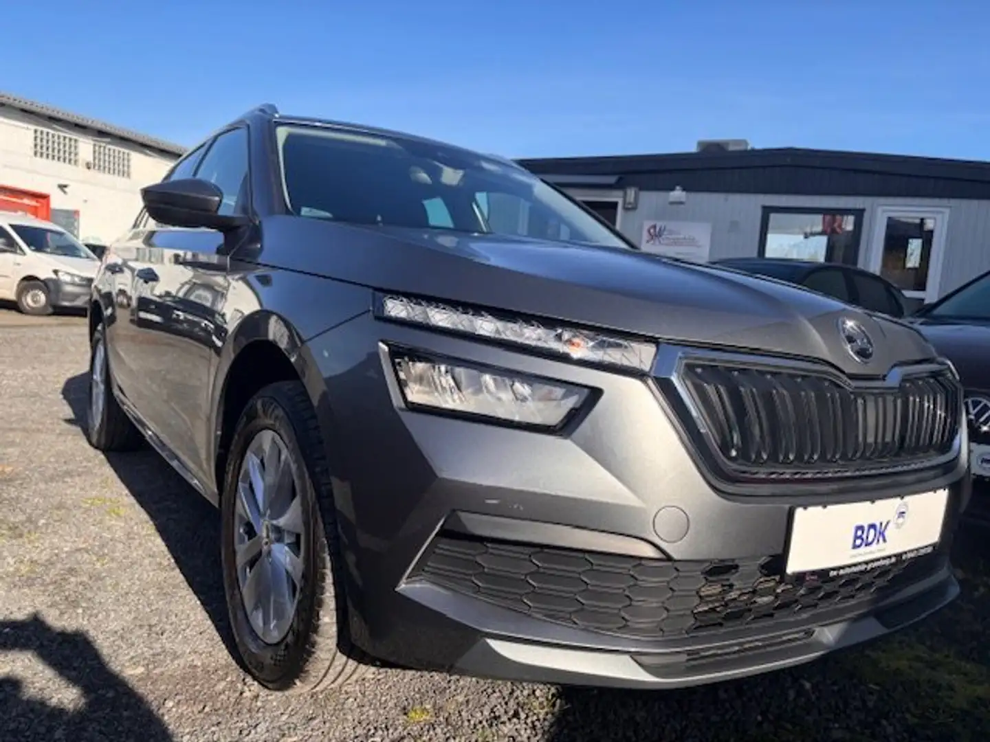 Skoda Kamiq Ambition TSI -LED -PDC -Kamera - App-Connect -uvm. Grau - 1