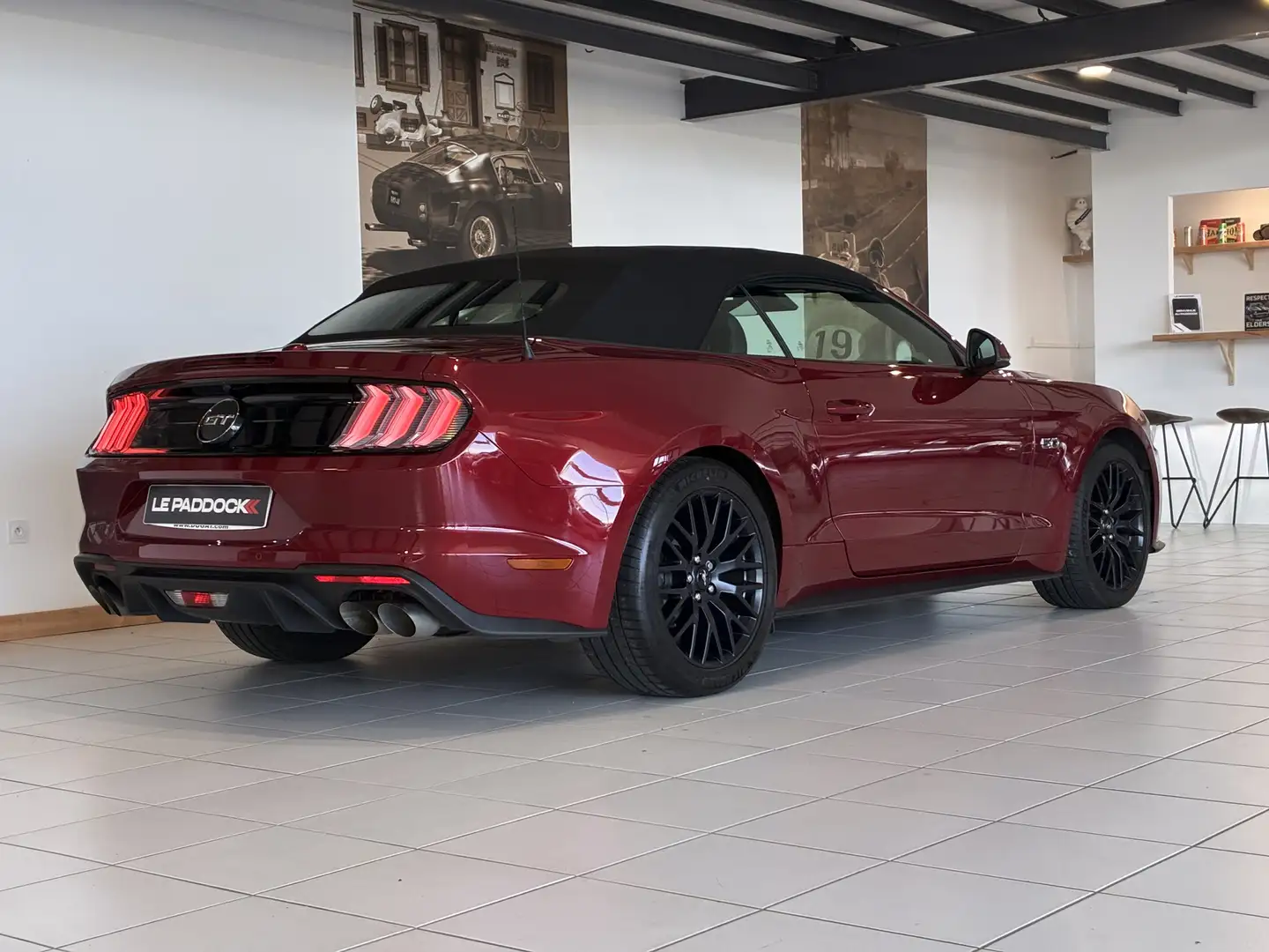 Ford Mustang Mustang Convertible V8 5.0 BVA10 GT Rot - 2