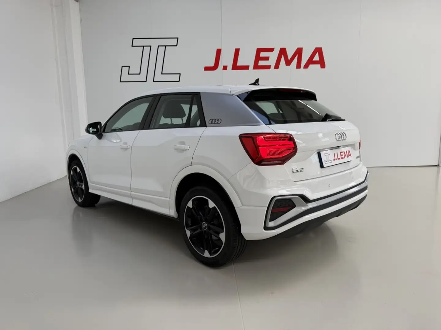 Audi Q2 35 TDI S line S tronic 110kW Blanco - 2