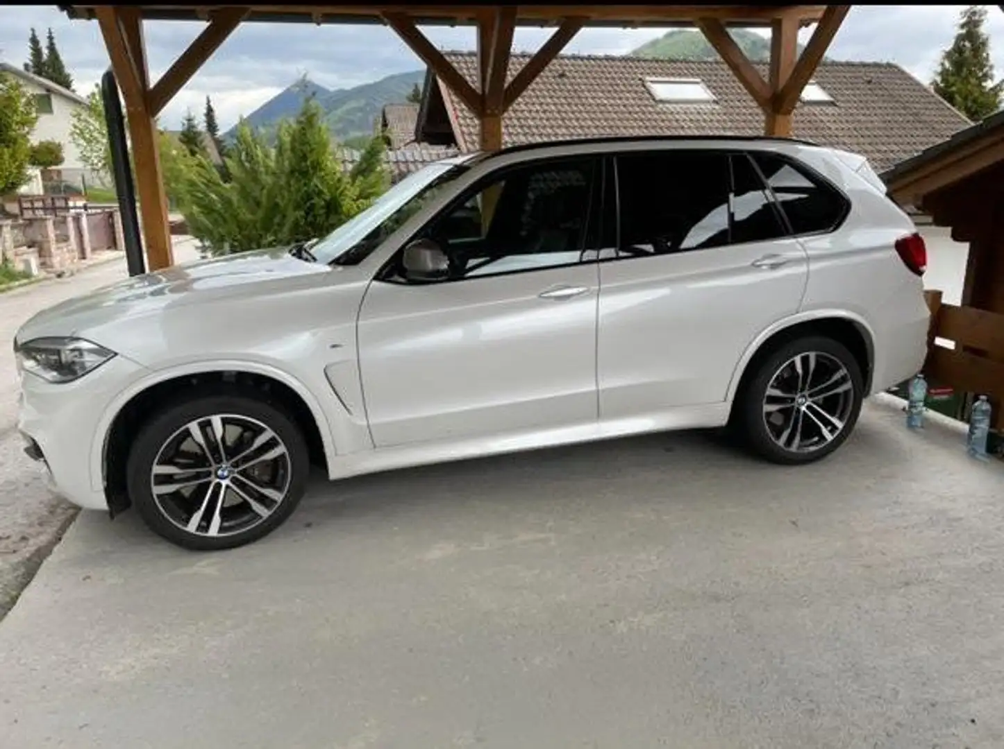 BMW X5 M X5 M50d Österreich-Paket Aut. Weiß - 2