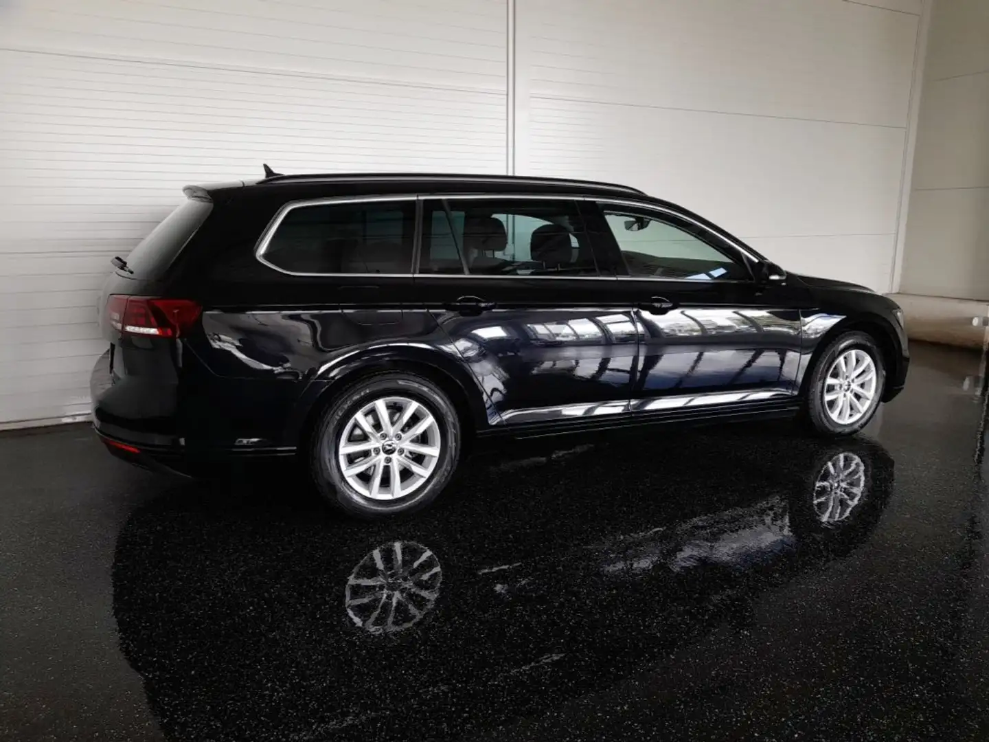 Volkswagen Passat Variant BUSINESS 2,0 TDI DSG *STANDHZG / VOLL-LED / NAVI / AHV & KAMERA / ACC / SPORT MASSAGESITZ / TRAVEL ASSIST* Schwarz - 2