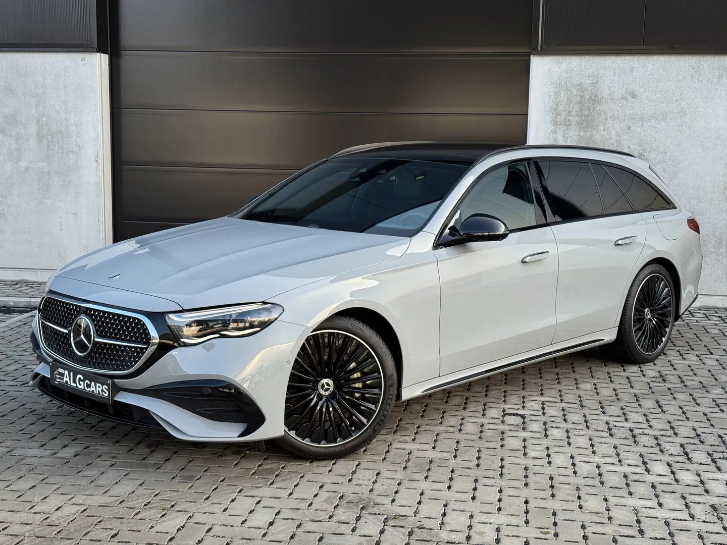 Mercedes-Benz E 300 e AMG-Line Manufakture Alpine Grey / Full Option!! Gris - 1