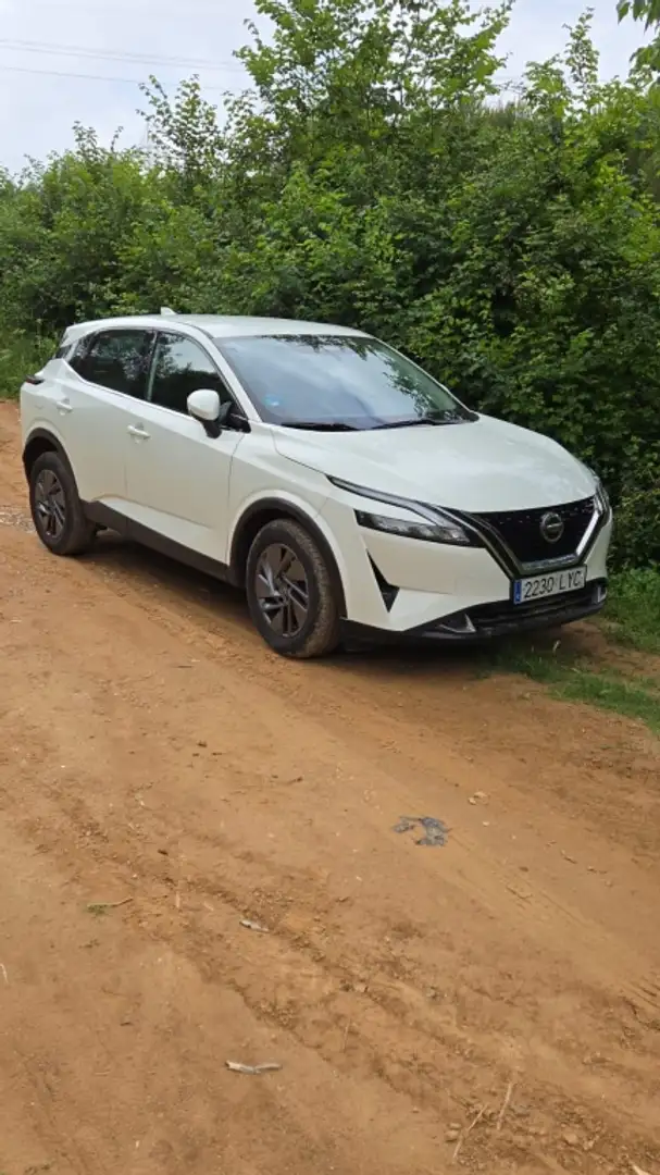 Nissan Qashqai 1.3 DIG-T Acenta 4x2 103kW Blanco - 2
