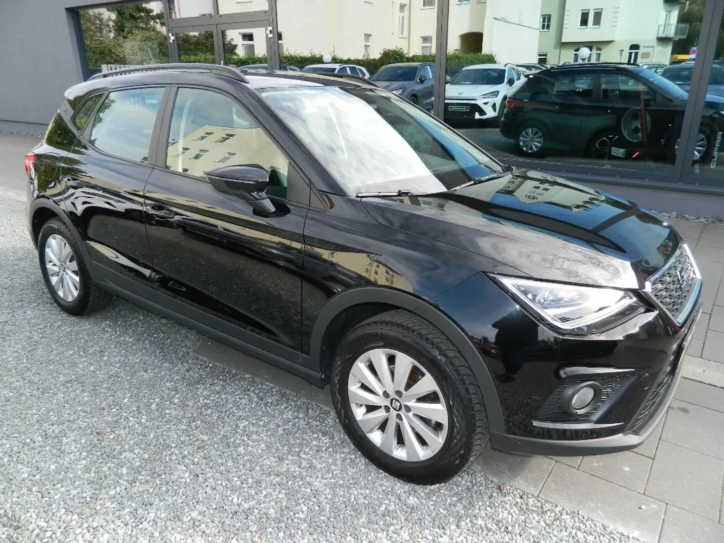 SEAT Arona Style 1.0 TSI VollLED/Sitzheiz/Navi/AblageP/PDC/ Noir - 1