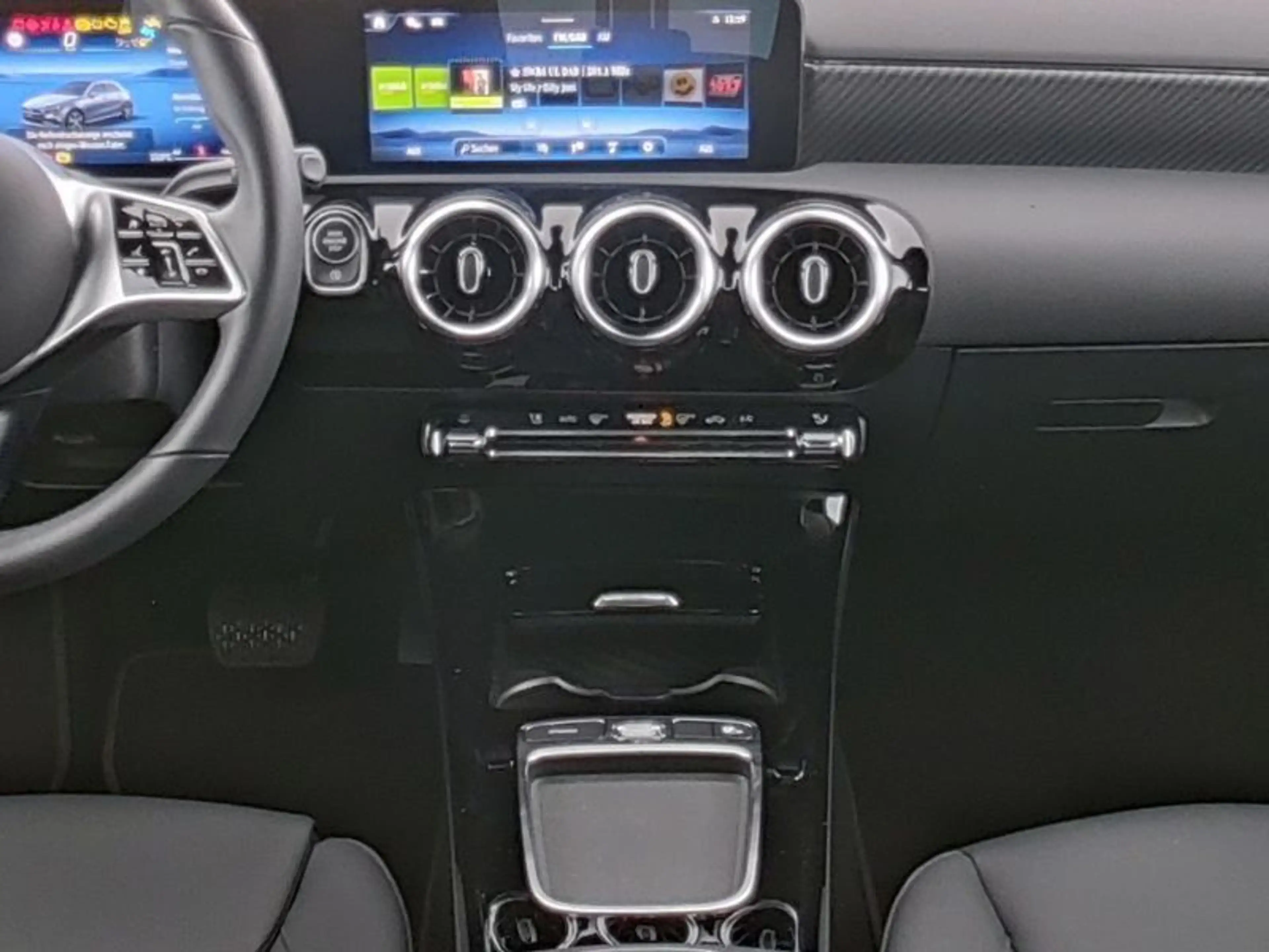 Mercedes-Benz A 200 d PRO+LED+KAMERA+SITZHZG+SMART+NAVI+LENKHZ — photo 7