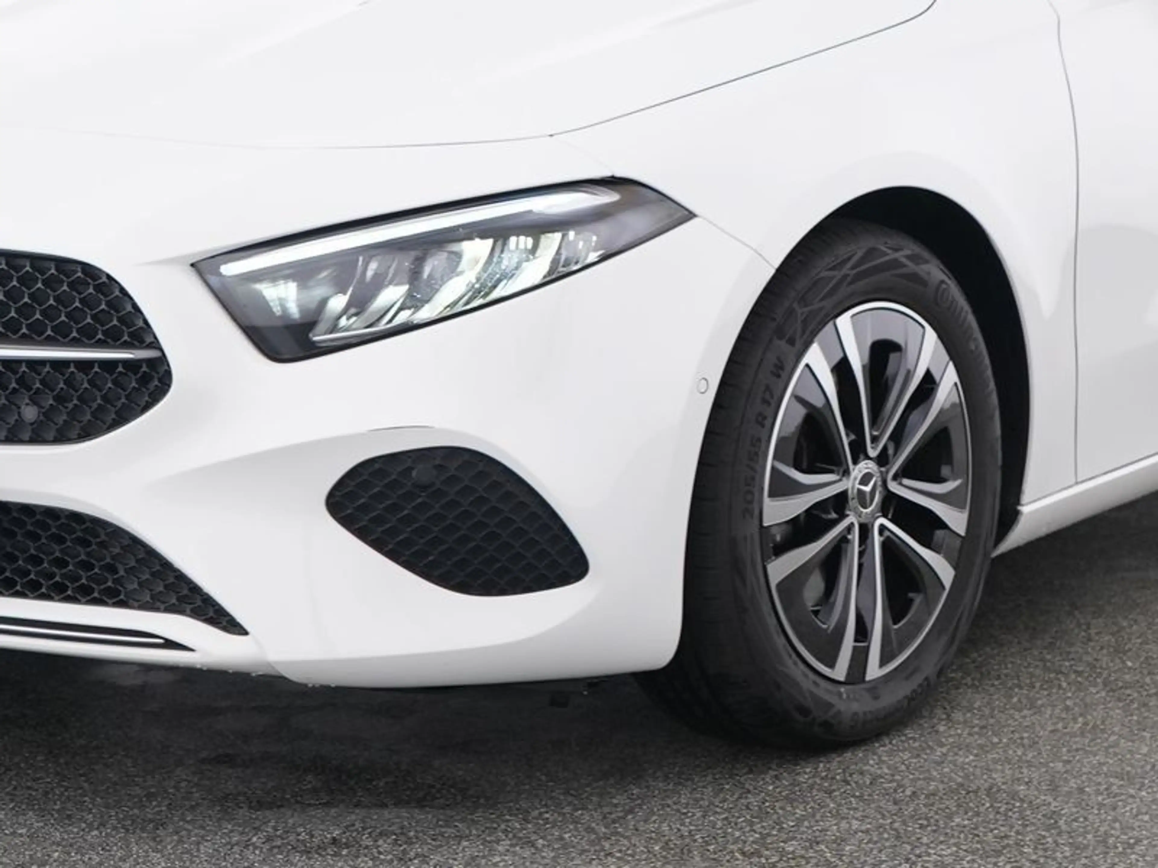 Mercedes-Benz A 200 d PRO+LED+KAMERA+SITZHZG+SMART+NAVI+LENKHZ — photo 2