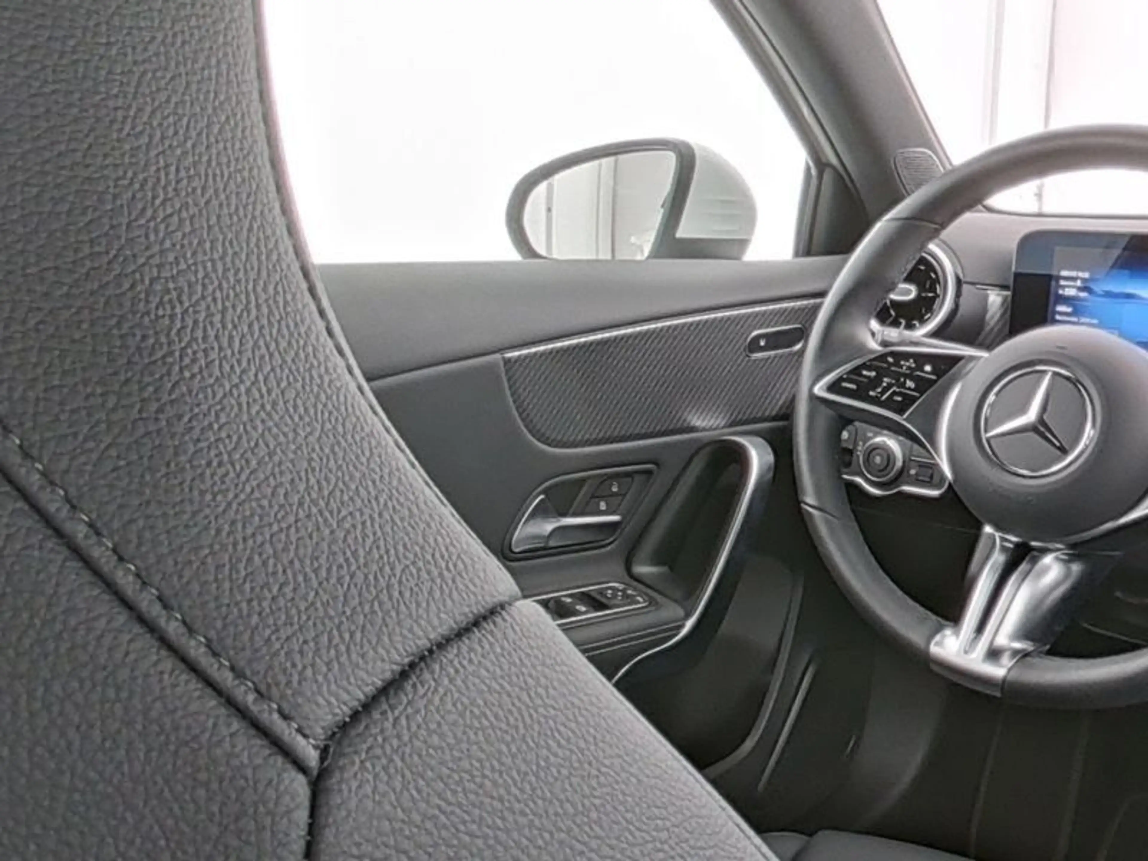 Mercedes-Benz A 200 d PRO+LED+KAMERA+SITZHZG+SMART+NAVI+LENKHZ — photo 9