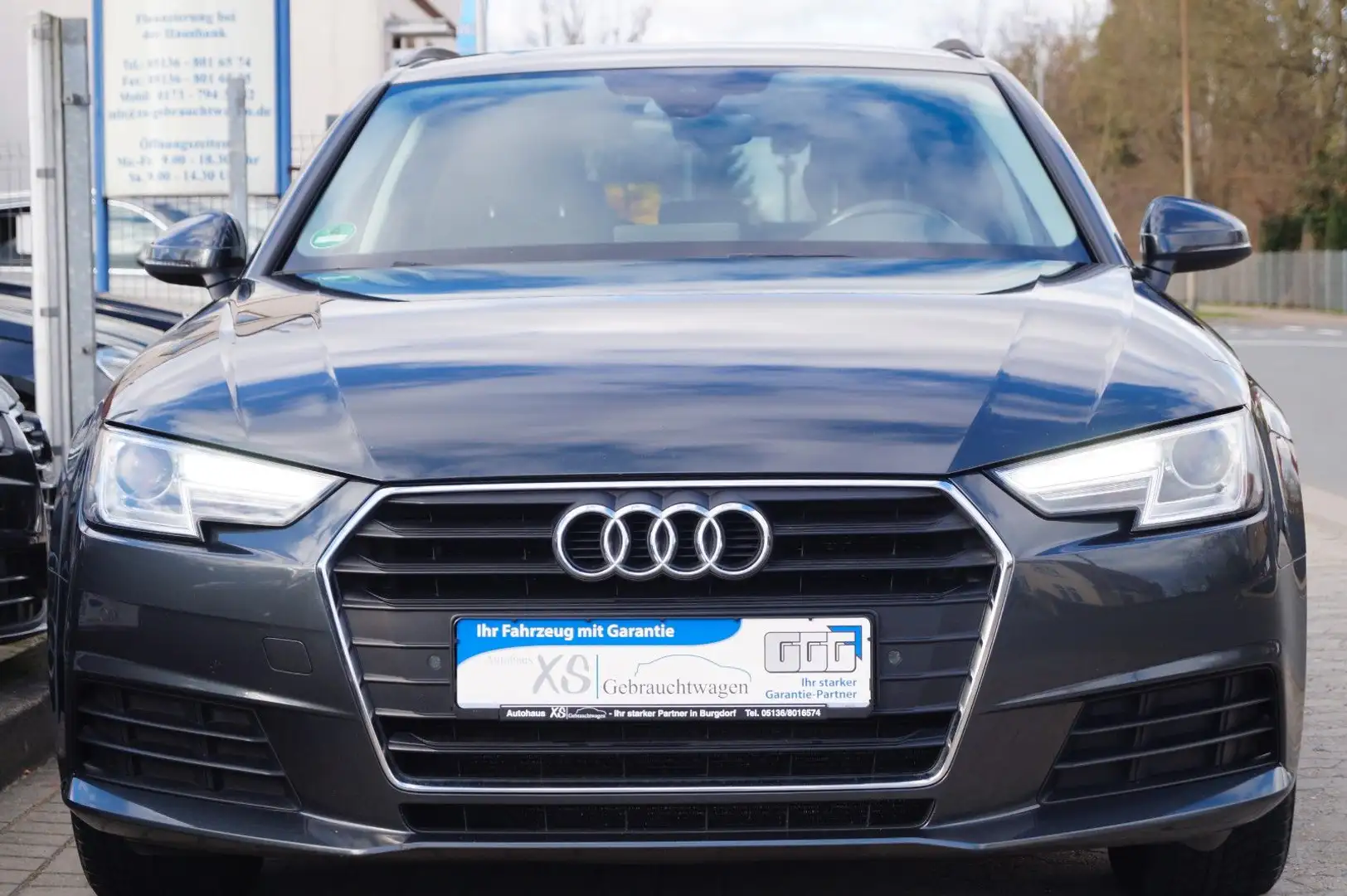 Audi A4 Avant 2.0 TDI Automatik Virtual Tacho  3.Hand Grau - 2
