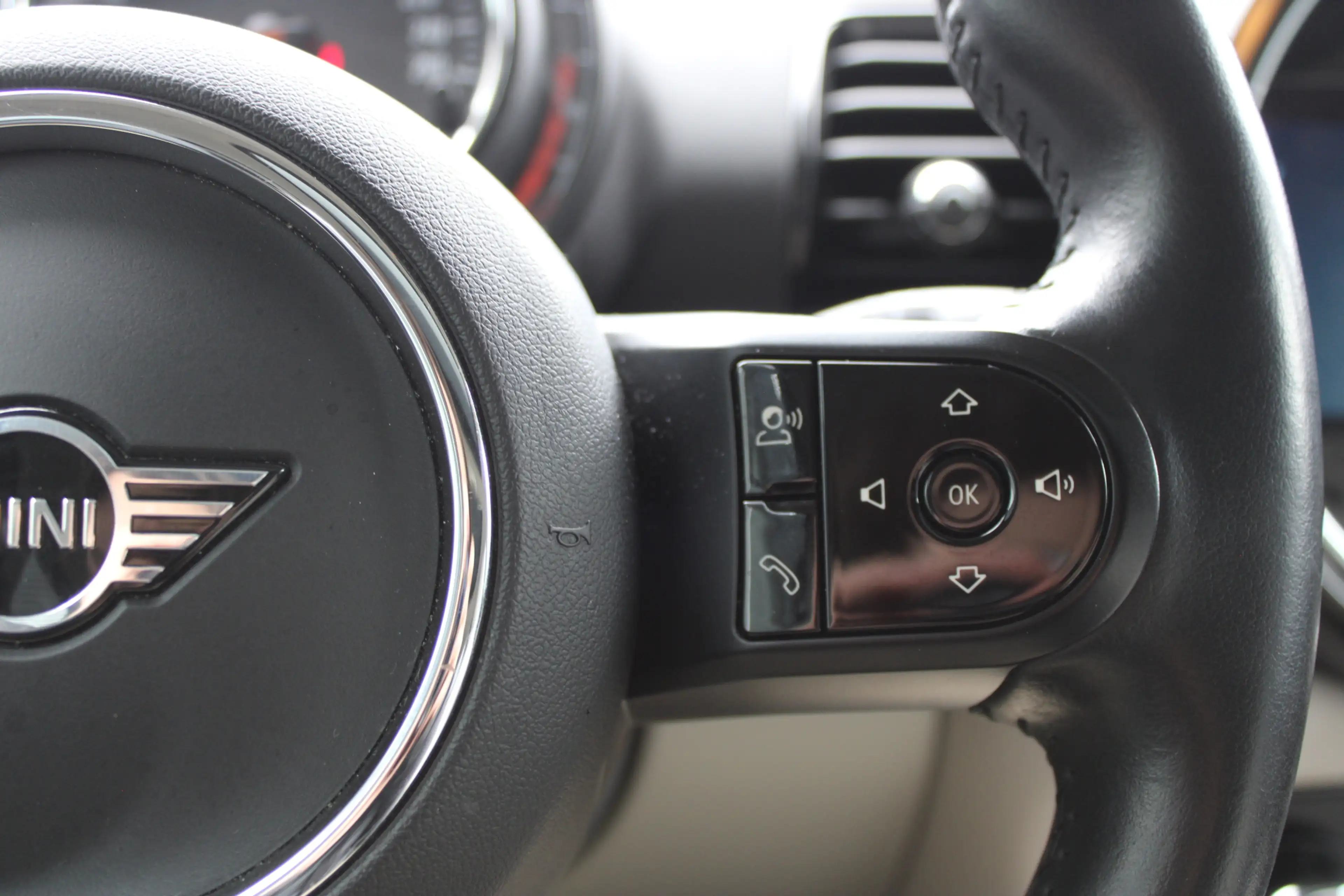 MINI Cooper Clubman Mini 1.5 Navigatie Full-Led Panoramadak Vol-Leder — photo 18