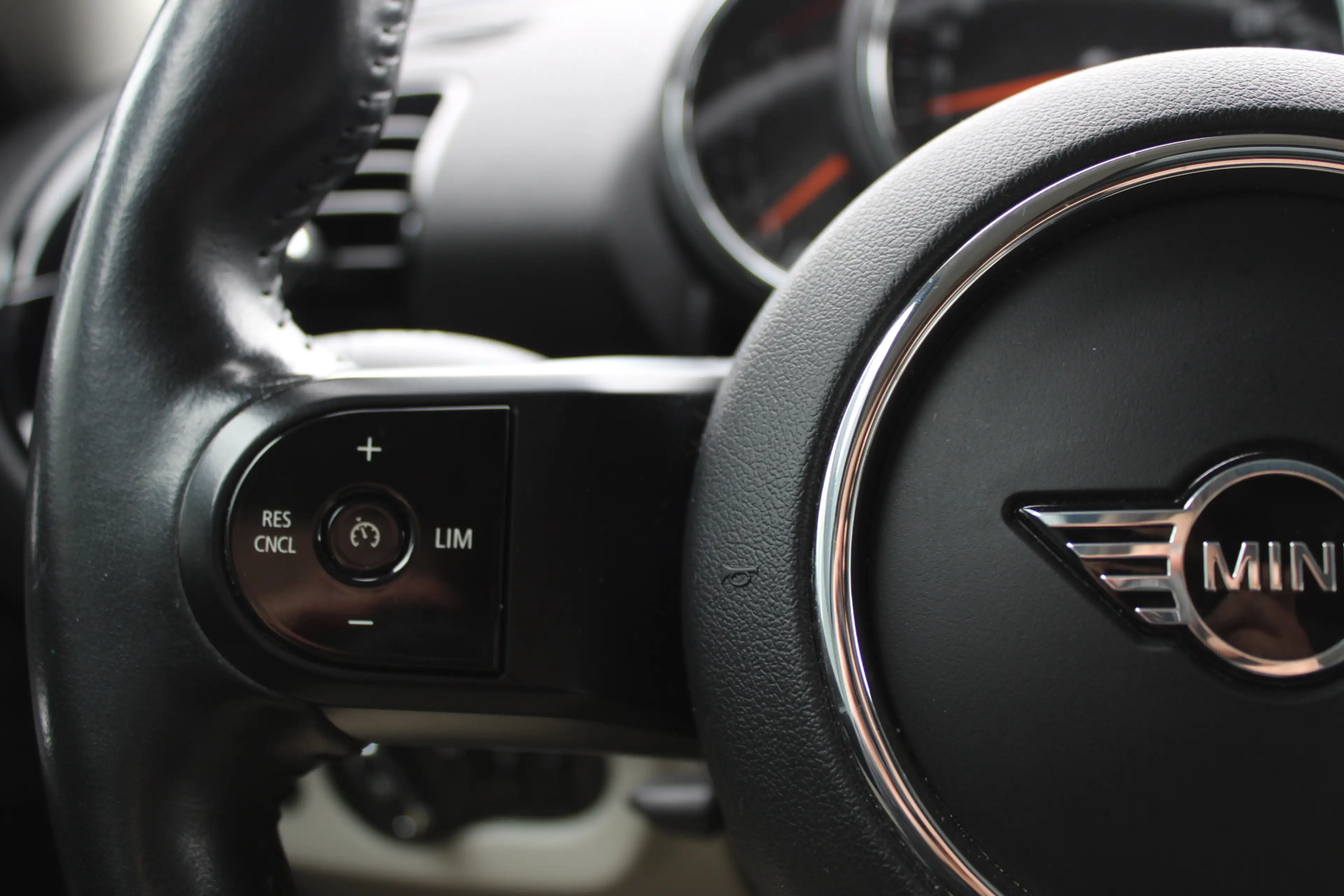 MINI Cooper Clubman Mini 1.5 Navigatie Full-Led Panoramadak Vol-Leder — photo 17