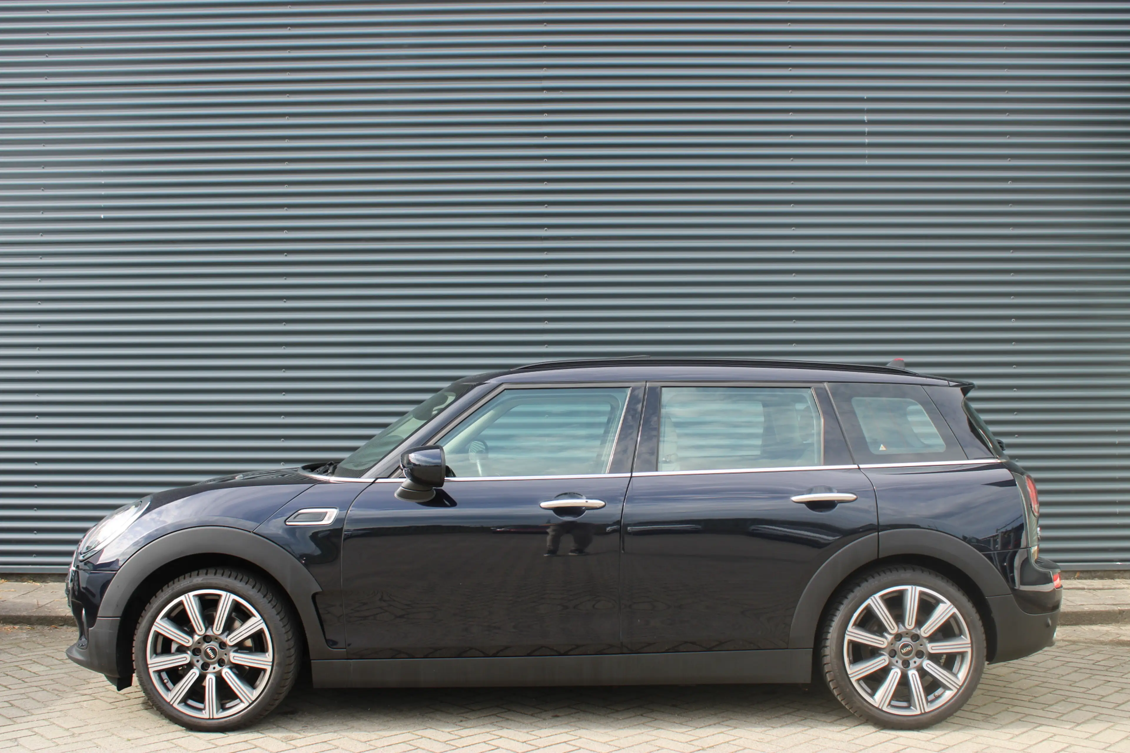 MINI Cooper Clubman Mini 1.5 Navigatie Full-Led Panoramadak Vol-Leder — photo 2