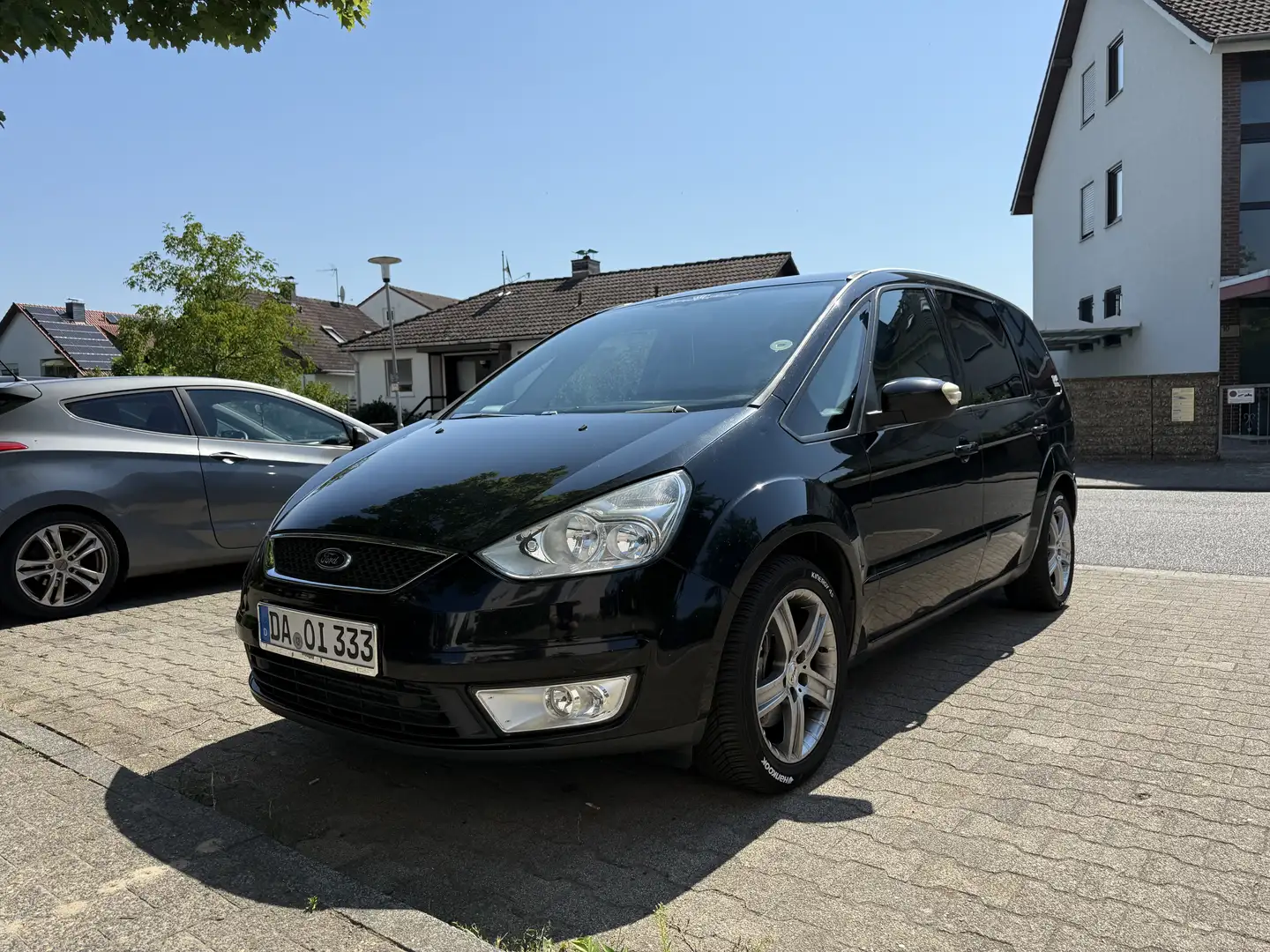 Ford Galaxy 2.2 TDCI Negru - 1