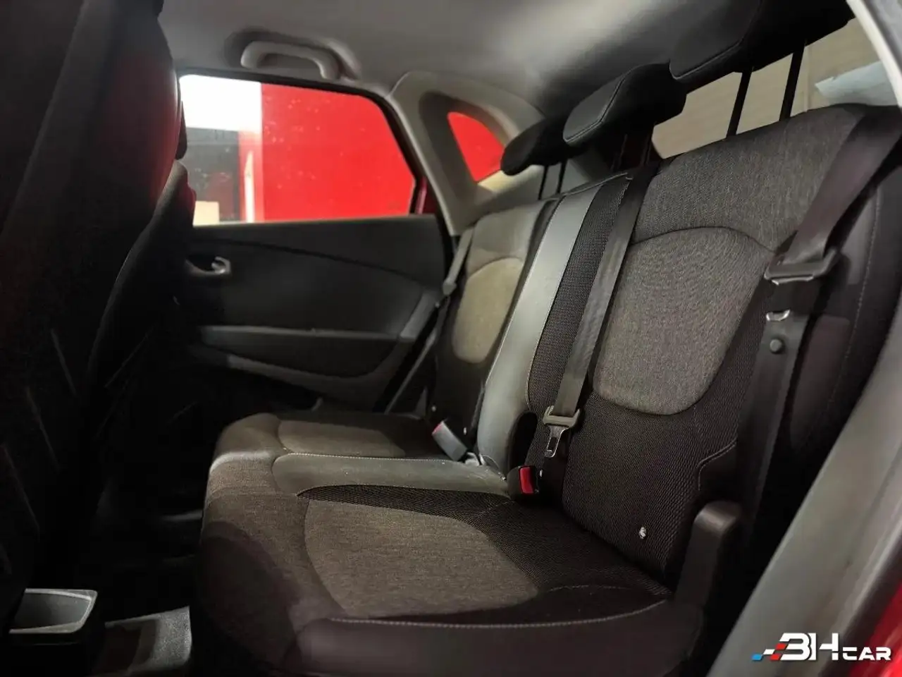 Renault Captur — photo 9