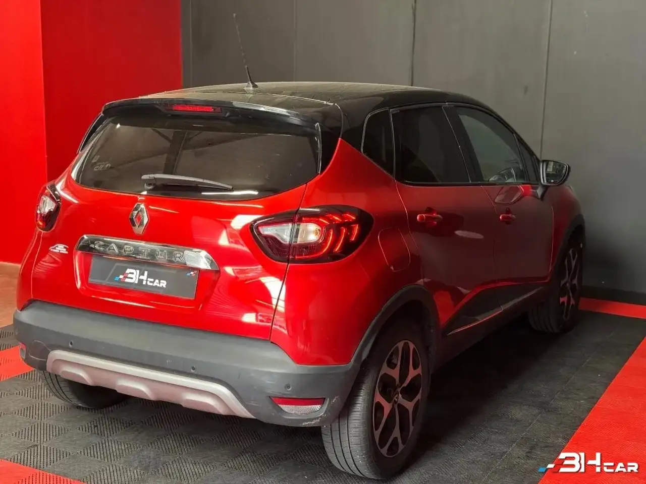 Renault Captur — photo 6