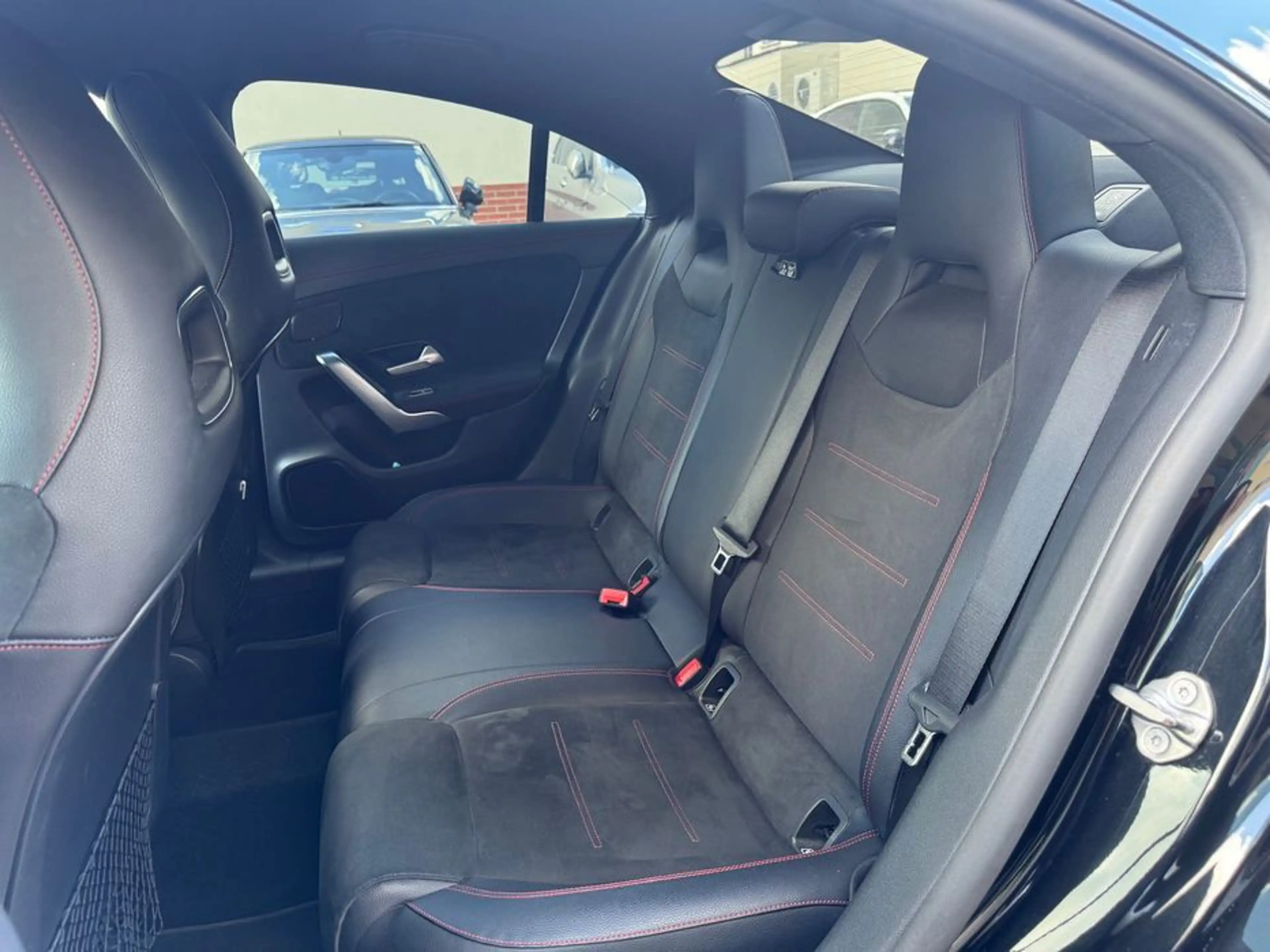 Mercedes-Benz CLA 220 Coupe AMG Line Kamera Night Paket — photo 12