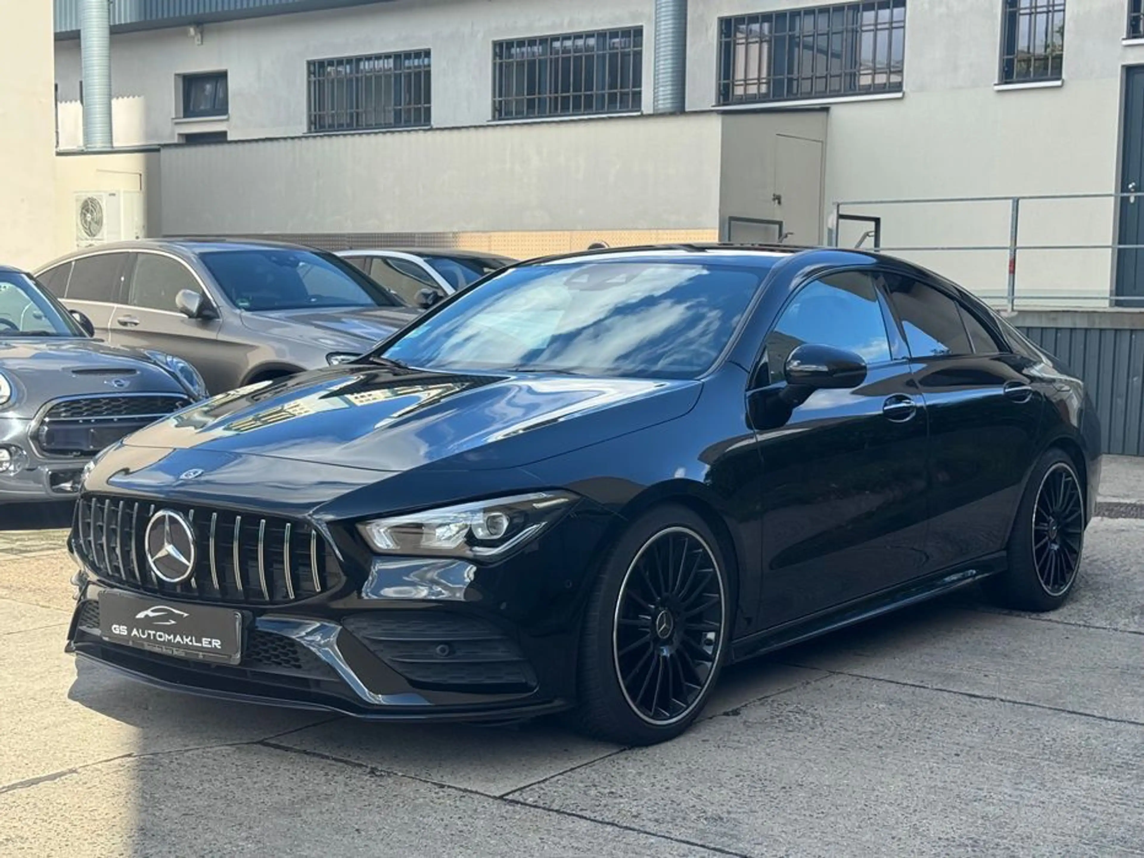 Mercedes-Benz CLA 220 Coupe AMG Line Kamera Night Paket — photo 4