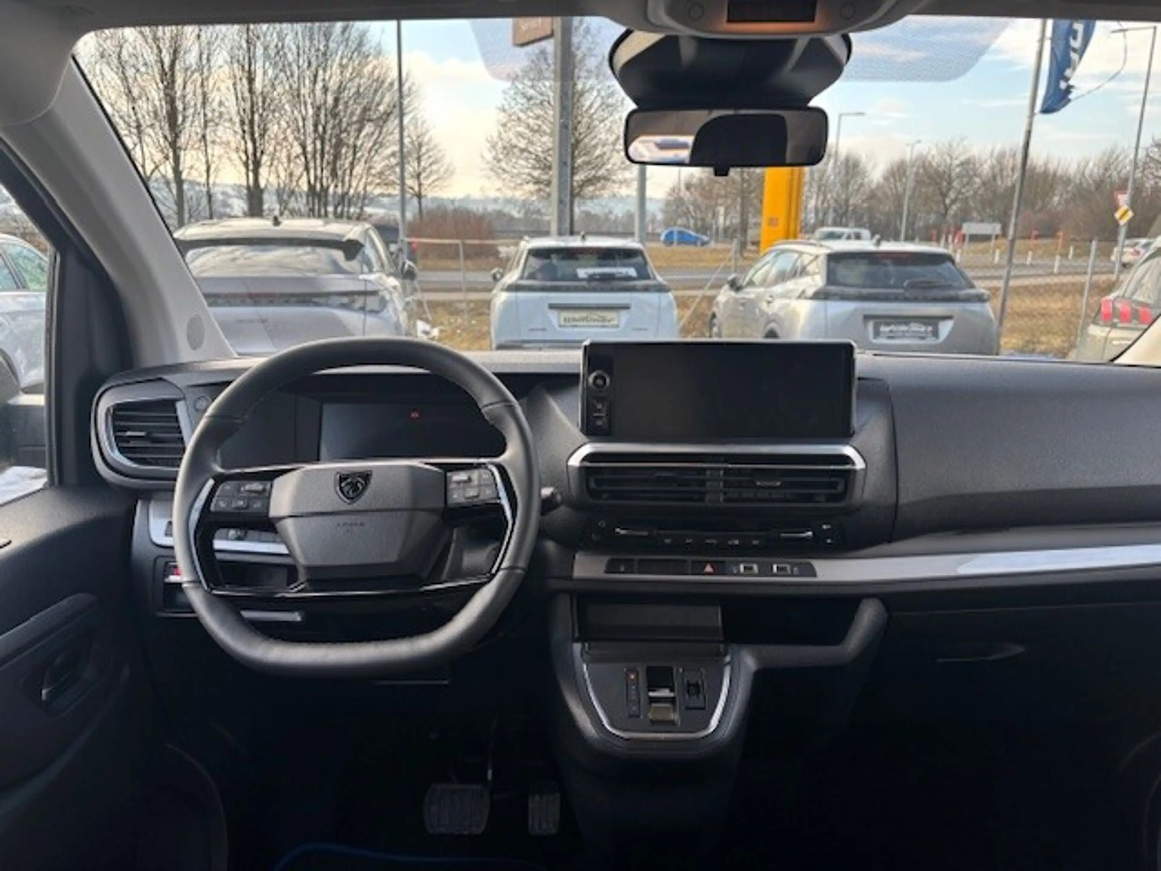 Peugeot Traveller Active L3 BlueHDI 180 S&S EAT8 — photo 12