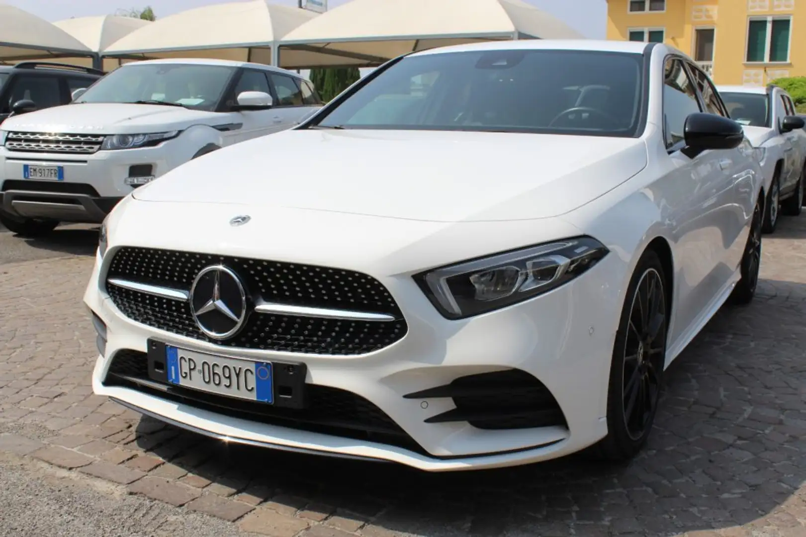 Mercedes-Benz A 250 Automatic Premium AMG PACK LUCI White - 1