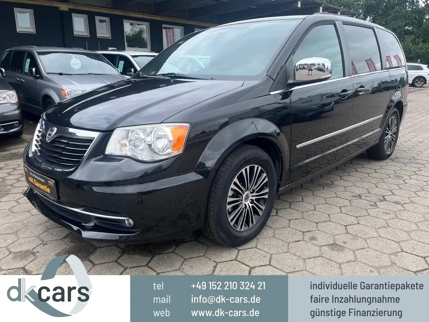 Lancia Voyager S 2.8 CRD 7 Sitzer Navi TÜV Neu+Garantie Noir - 1
