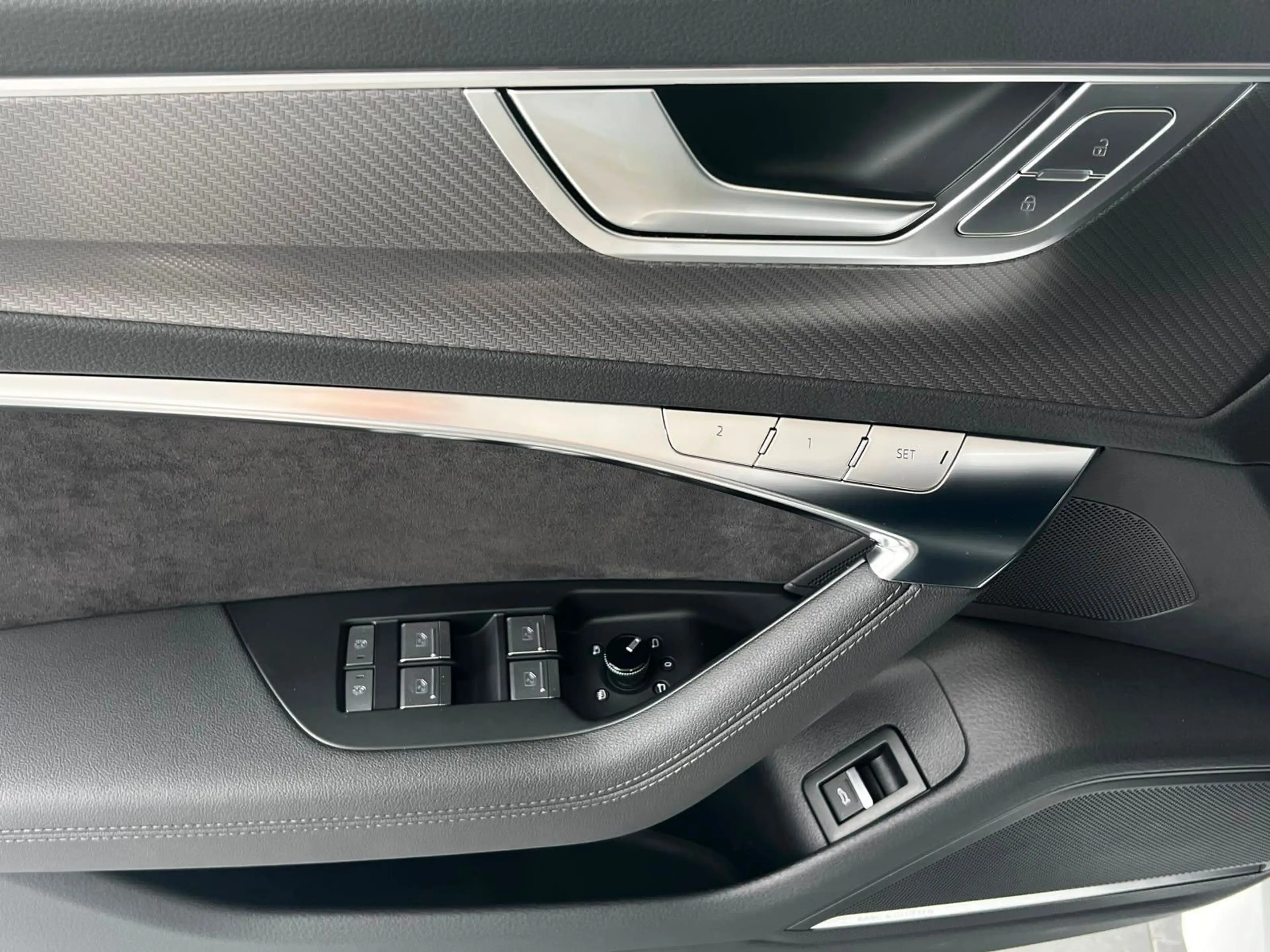 Audi RS6 Avant 4.0 TFSI quattro "Laser/B&O/Head-Up" — photo 7
