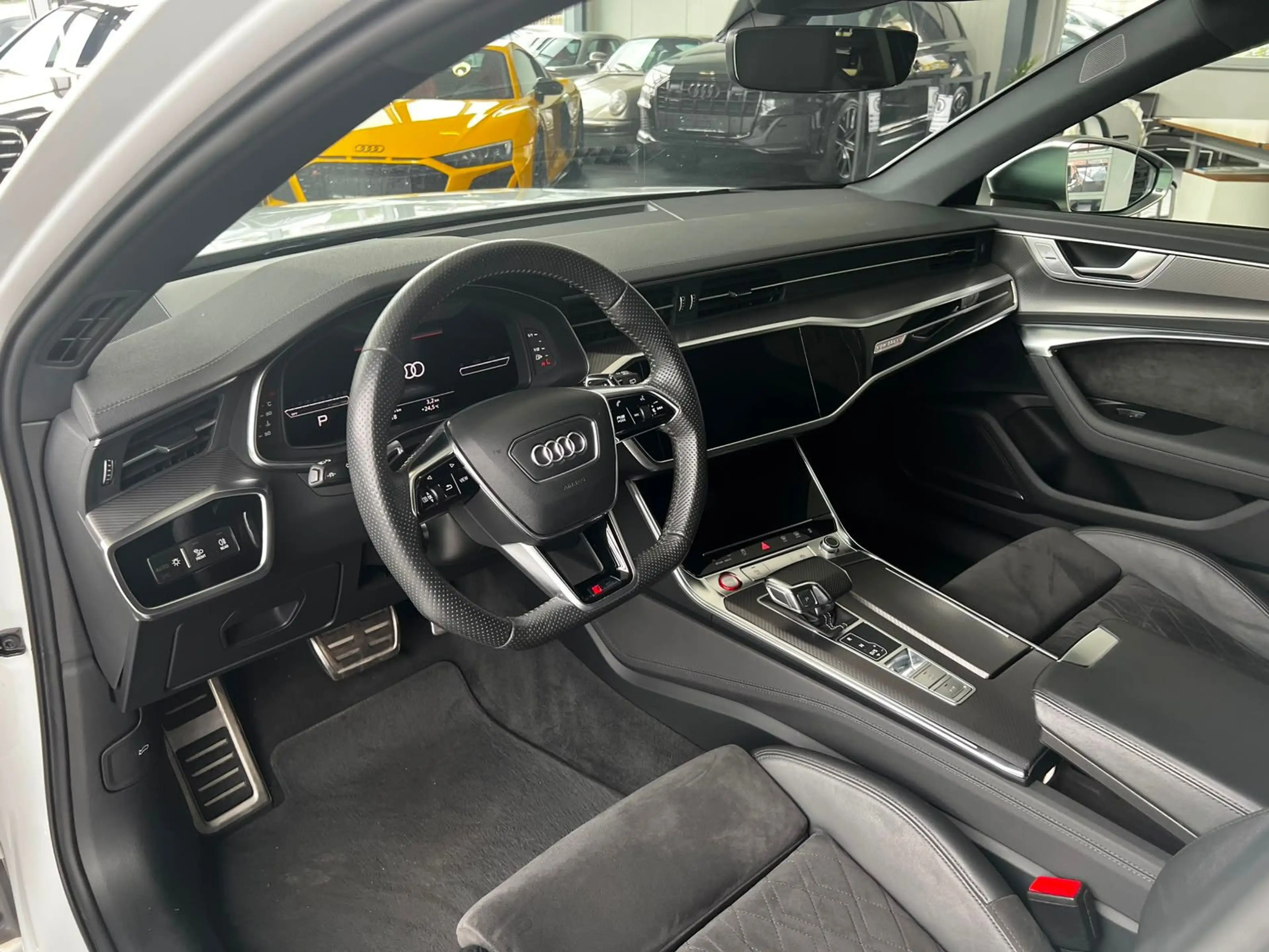 Audi RS6 Avant 4.0 TFSI quattro "Laser/B&O/Head-Up" — photo 10