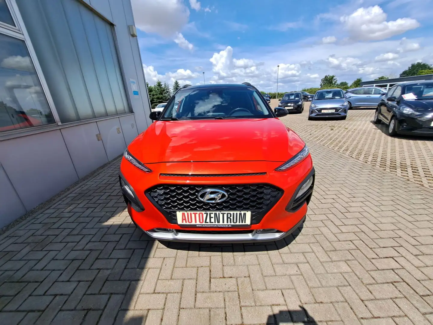 Hyundai KONA 1.0 T-GDI KRELL-SOUND NAVI BI-COLOR KAMERA Oranje - 2