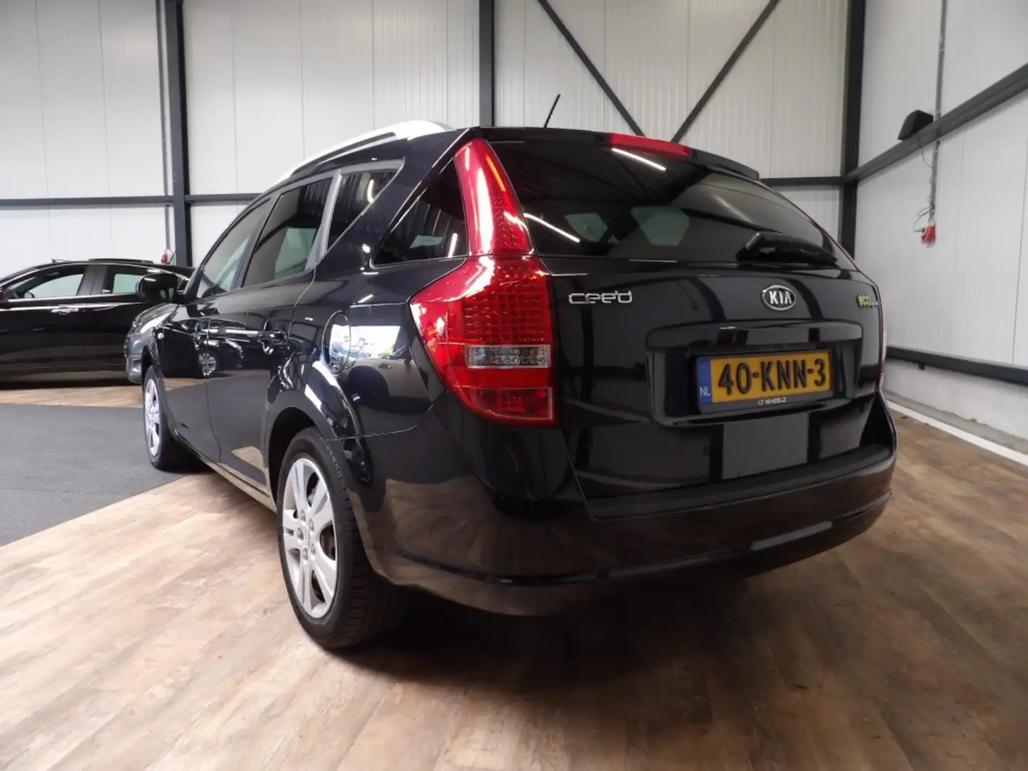 Kia Ceed / cee'd 1.4 sporty wagon - navigatie - airco - nette staat Nero - 2