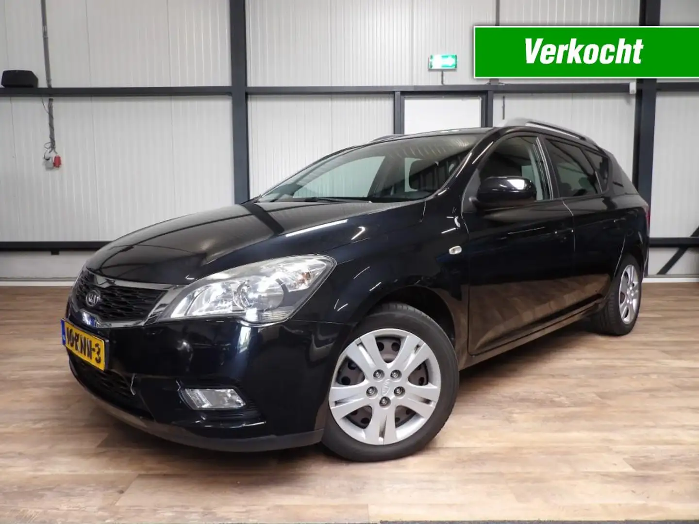 Kia Ceed / cee'd 1.4 sporty wagon - navigatie - airco - nette staat Negro - 1