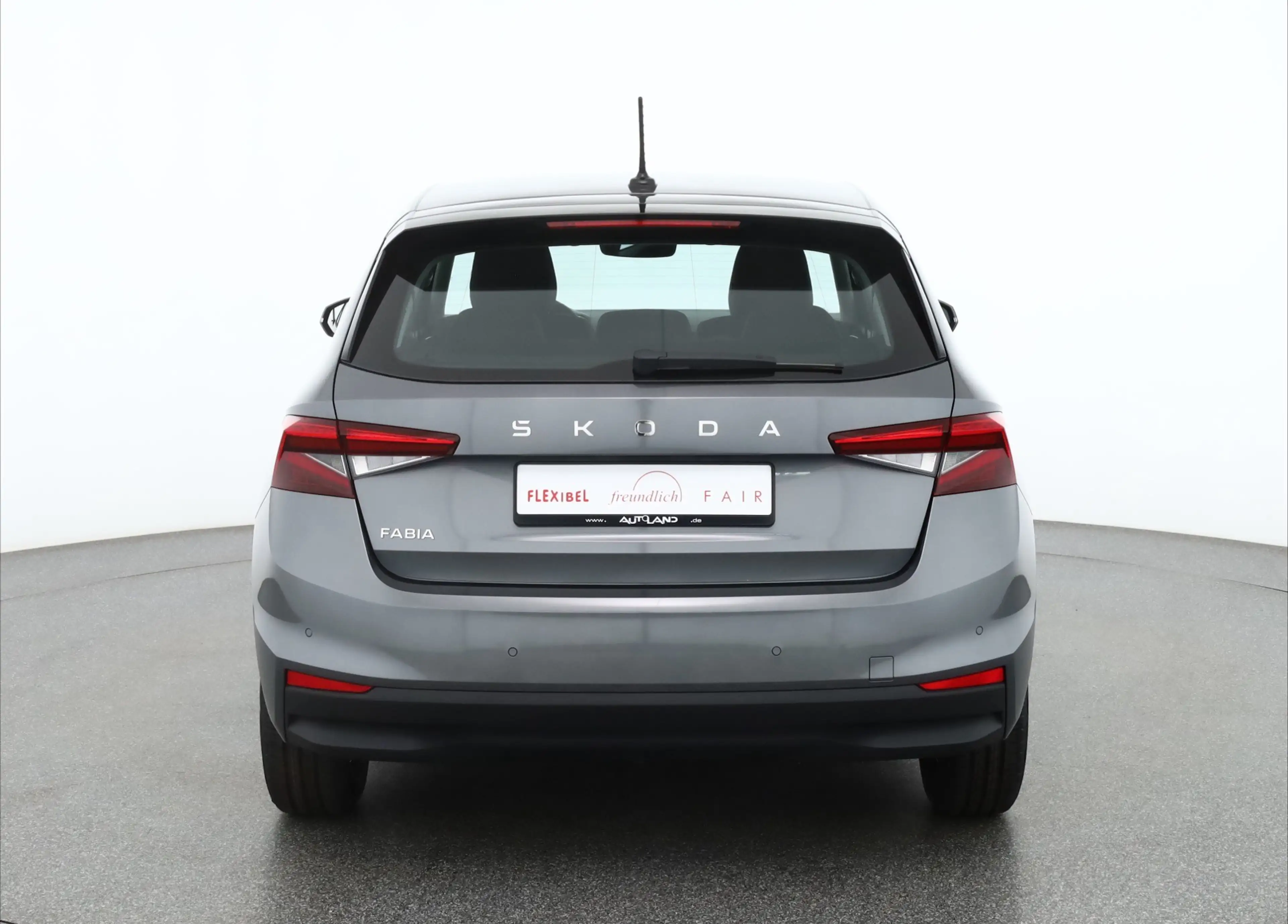 Skoda Fabia 1.0 MPI LED Sitzheizung Tempomat — photo 4
