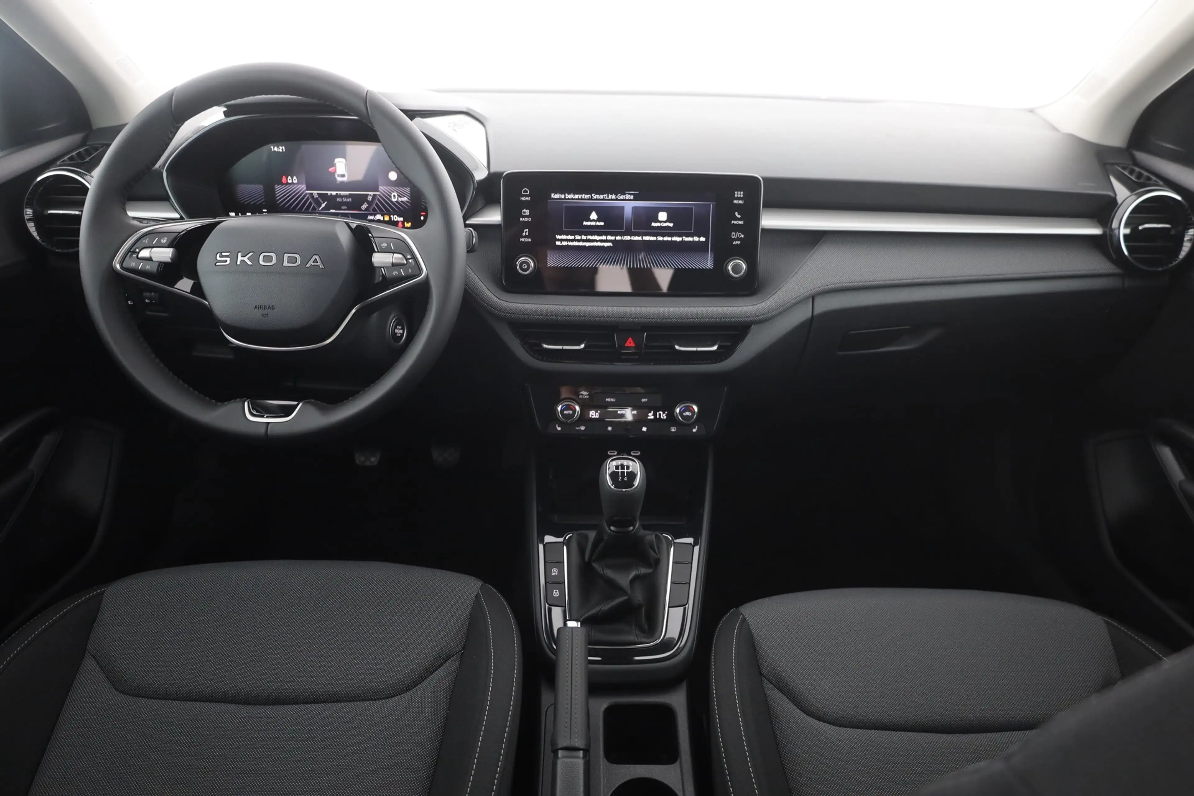 Skoda Fabia 1.0 MPI LED Sitzheizung Tempomat — photo 9