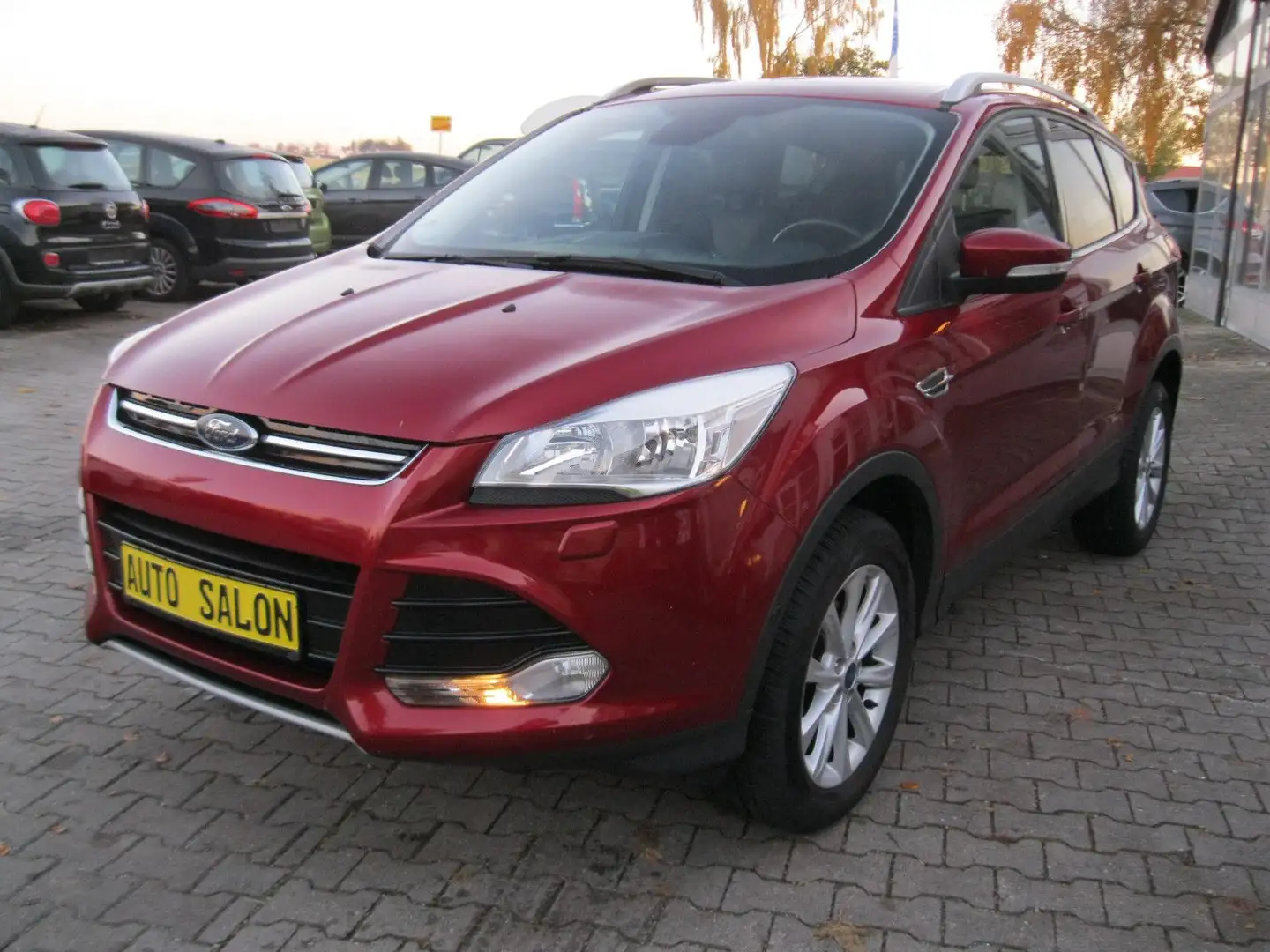 Ford Kuga 1.5 Titanium 2WD Rot - 1