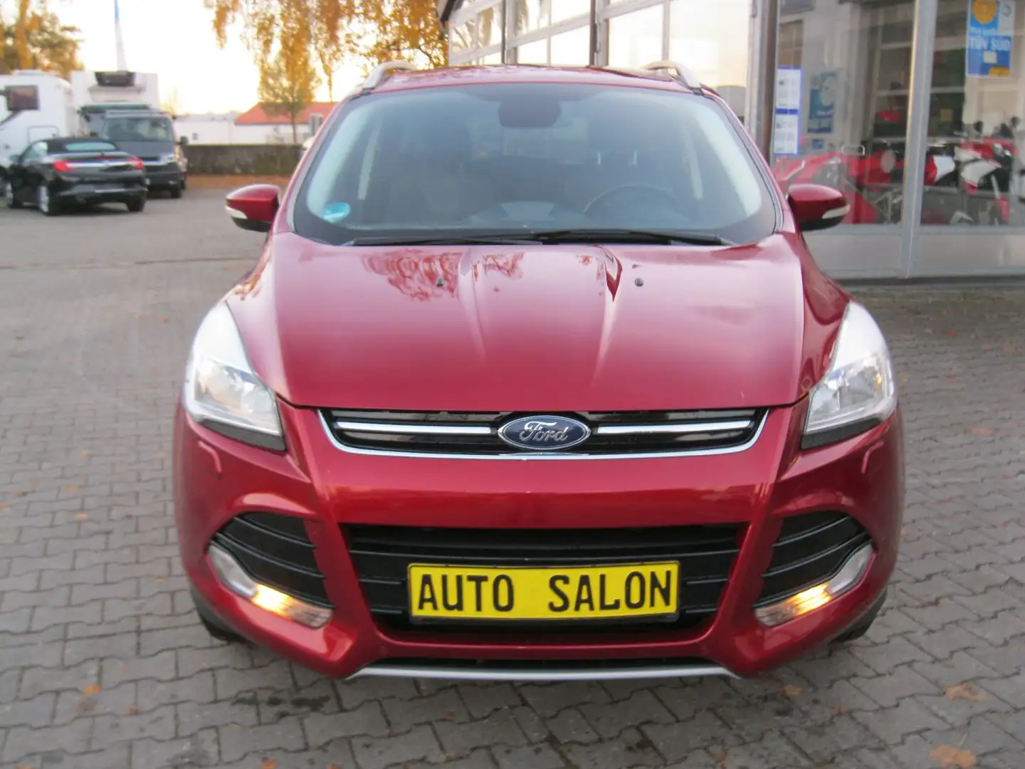 Ford Kuga 1.5 Titanium 2WD Rot - 2